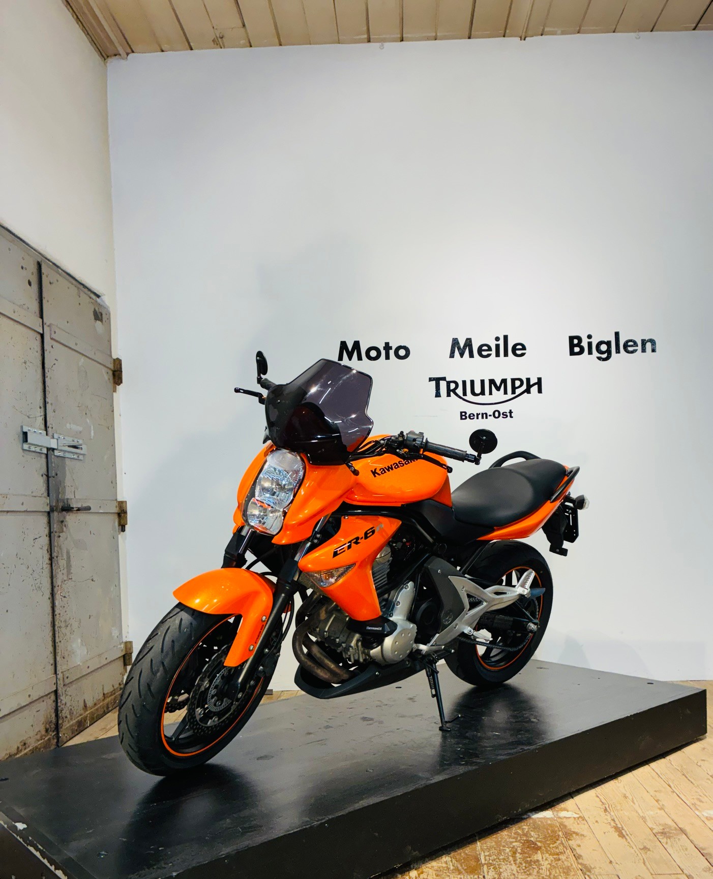 KAWASAKI ER-6 n ABS-showroom-element-2