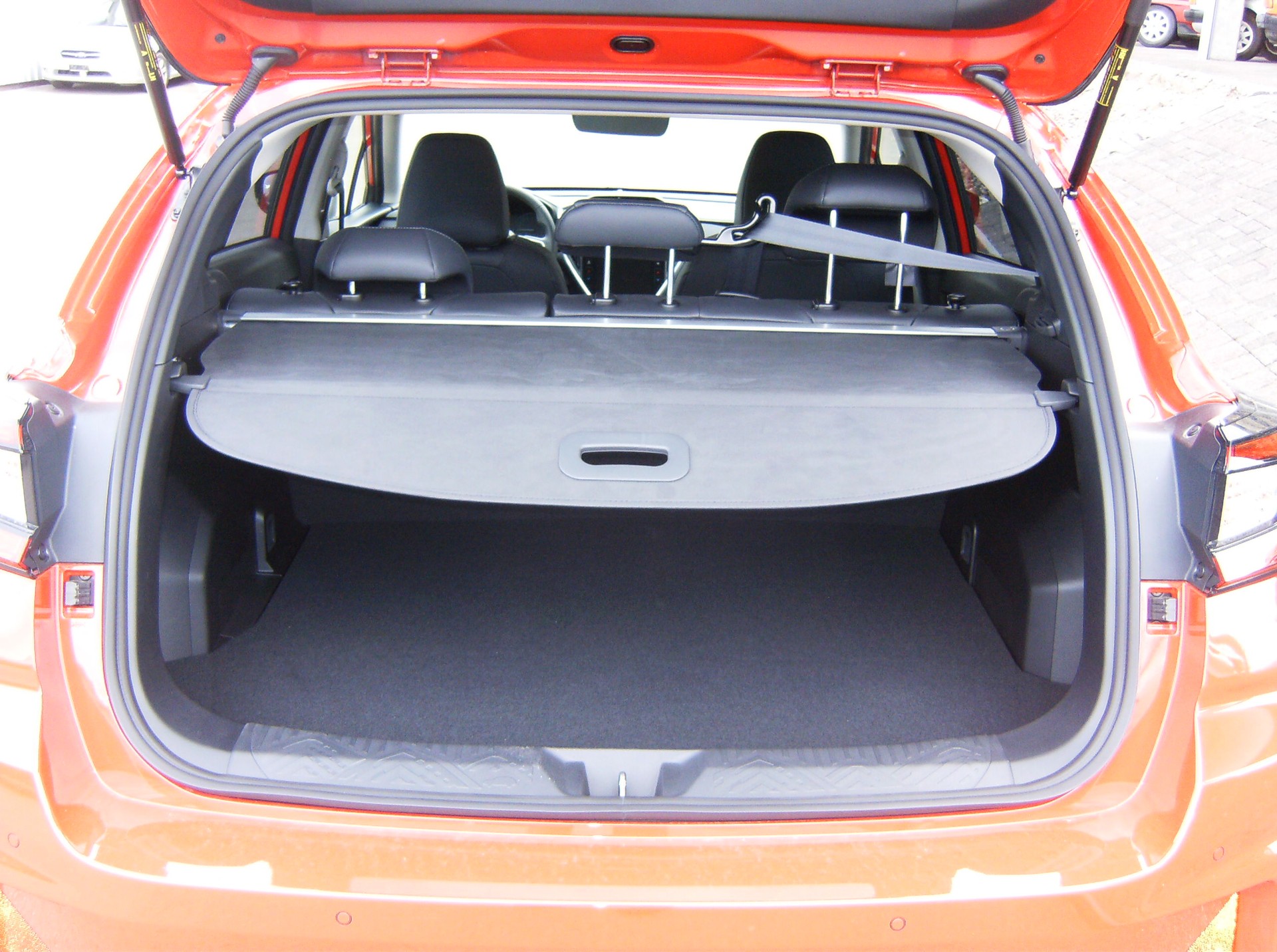 SUBARU Impreza 2.0 e-Boxer Luxury AWD Lineartronic-image-10