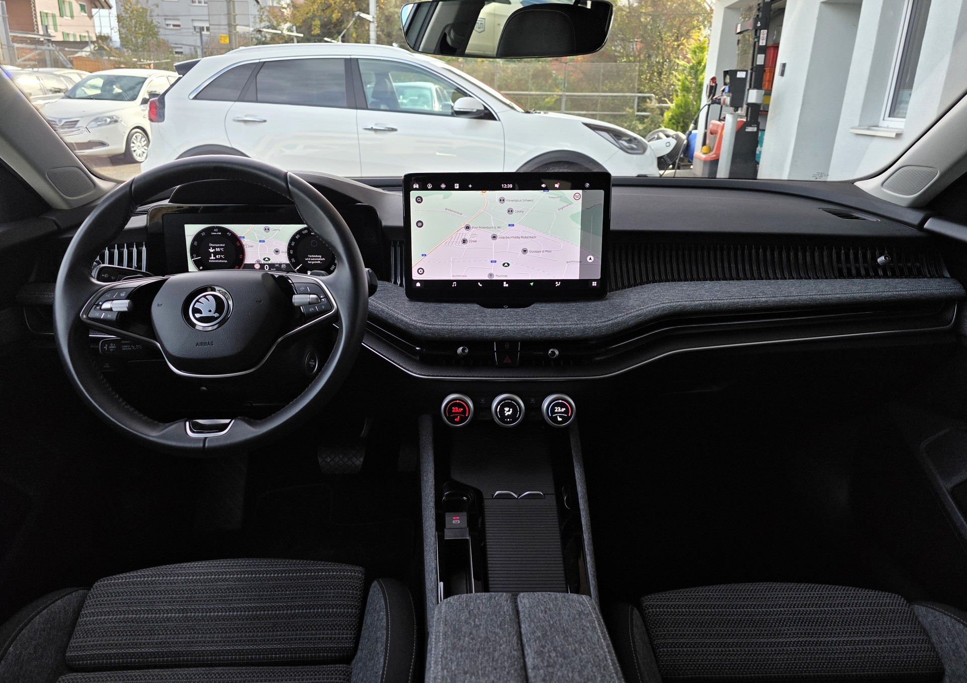 SKODA Superb Combi 2.0 TDi Selection 4x4 DSG-image-6