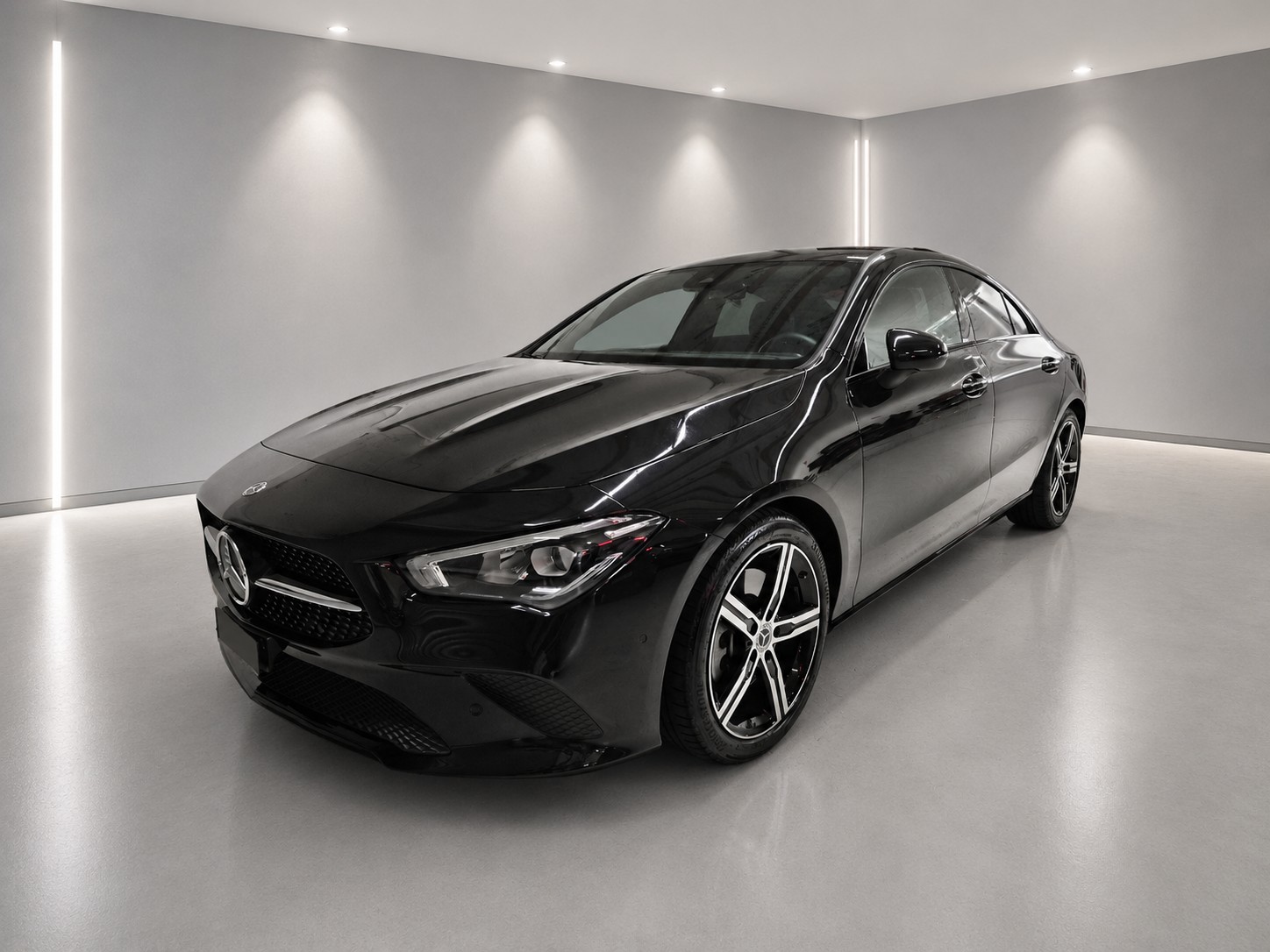 MERCEDES-BENZ CLA 250 4Matic Swiss Star 7G-DCT