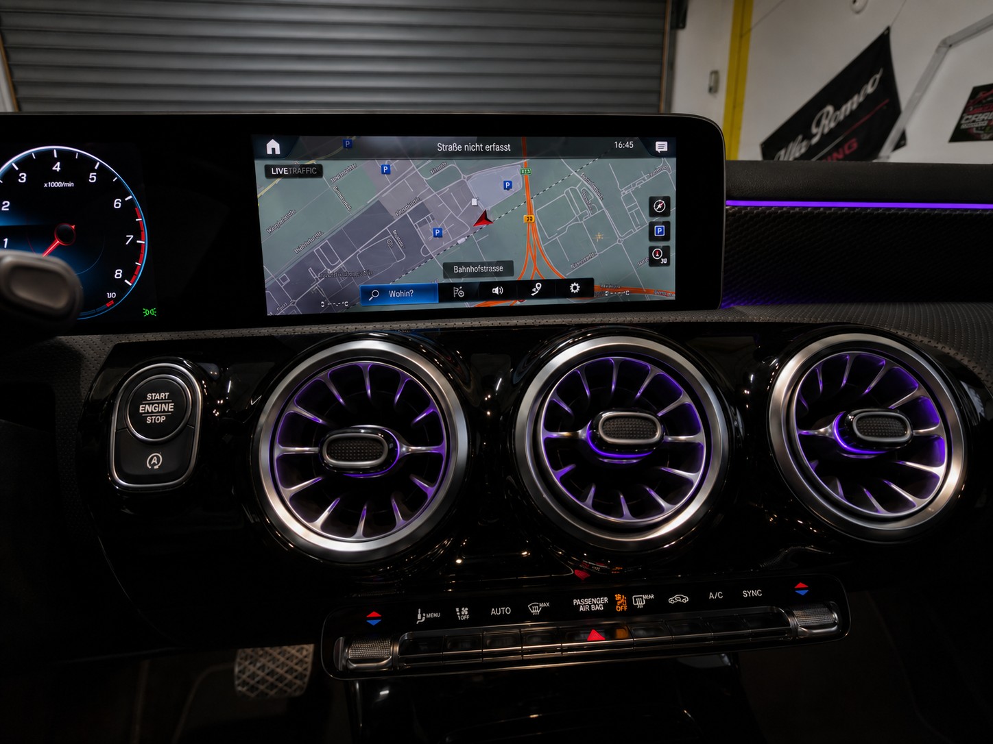 MERCEDES-BENZ CLA 250 4Matic Swiss Star 7G-DCT-image-11