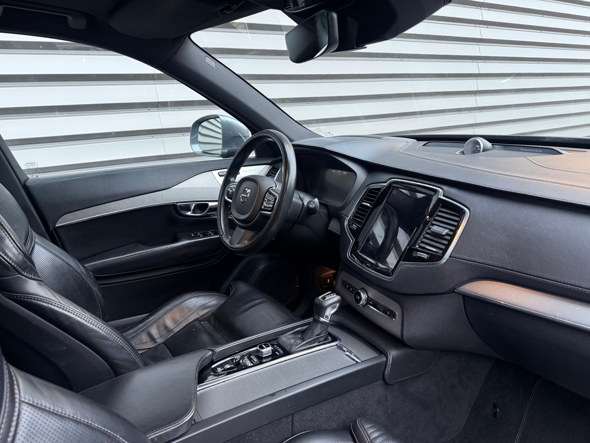 VOLVO XC90 T6 AWD Inscription R-Design Geartronic-image-7