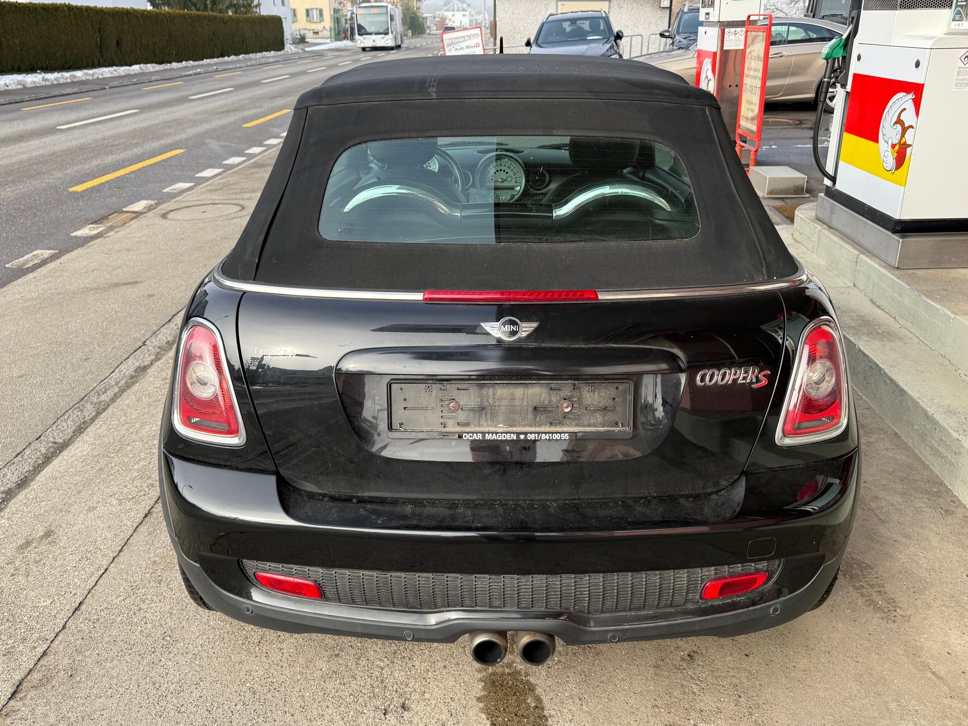 MINI Cooper S Cabriolet-image-4