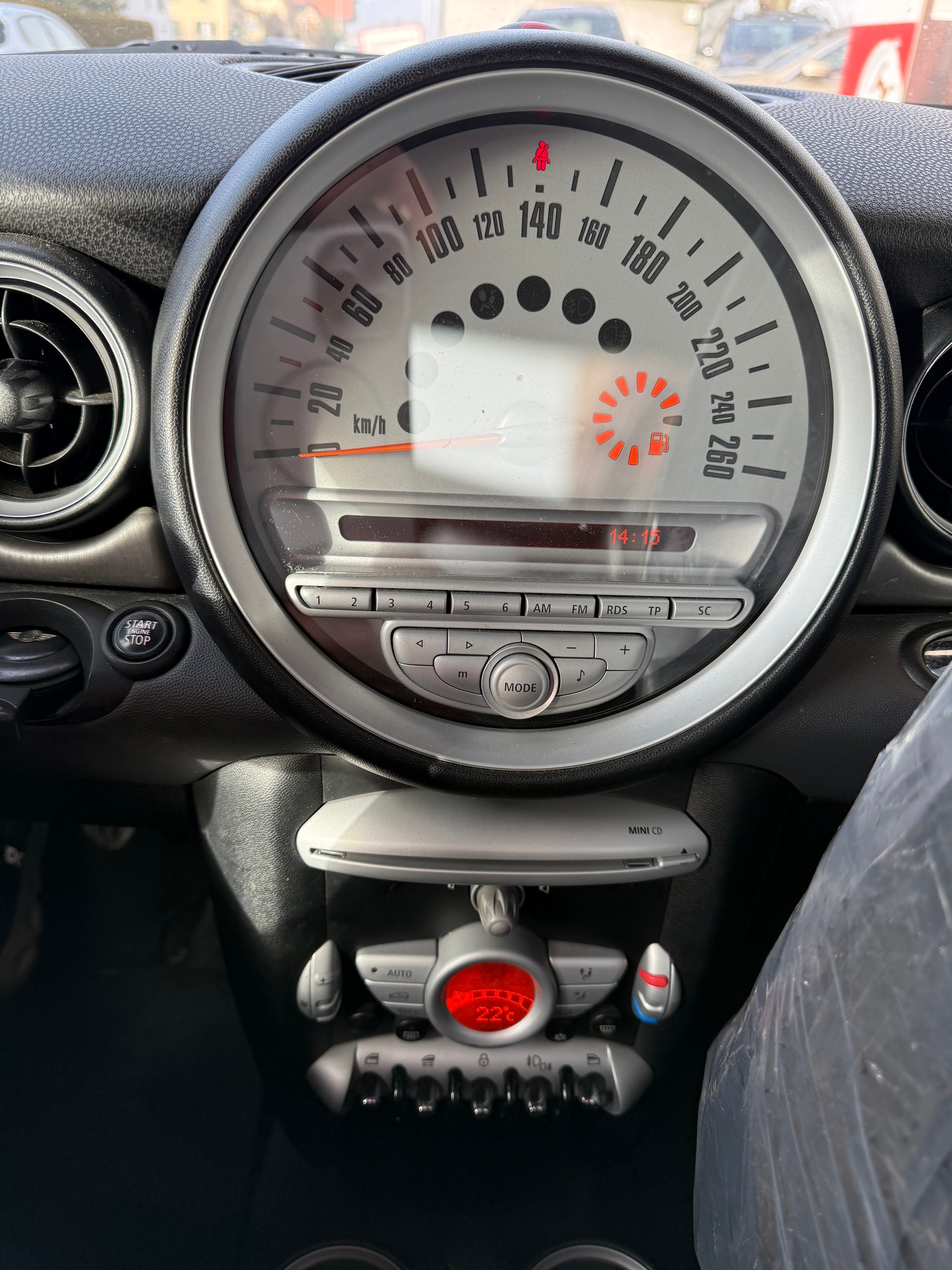 MINI Cooper S Cabriolet-image-13