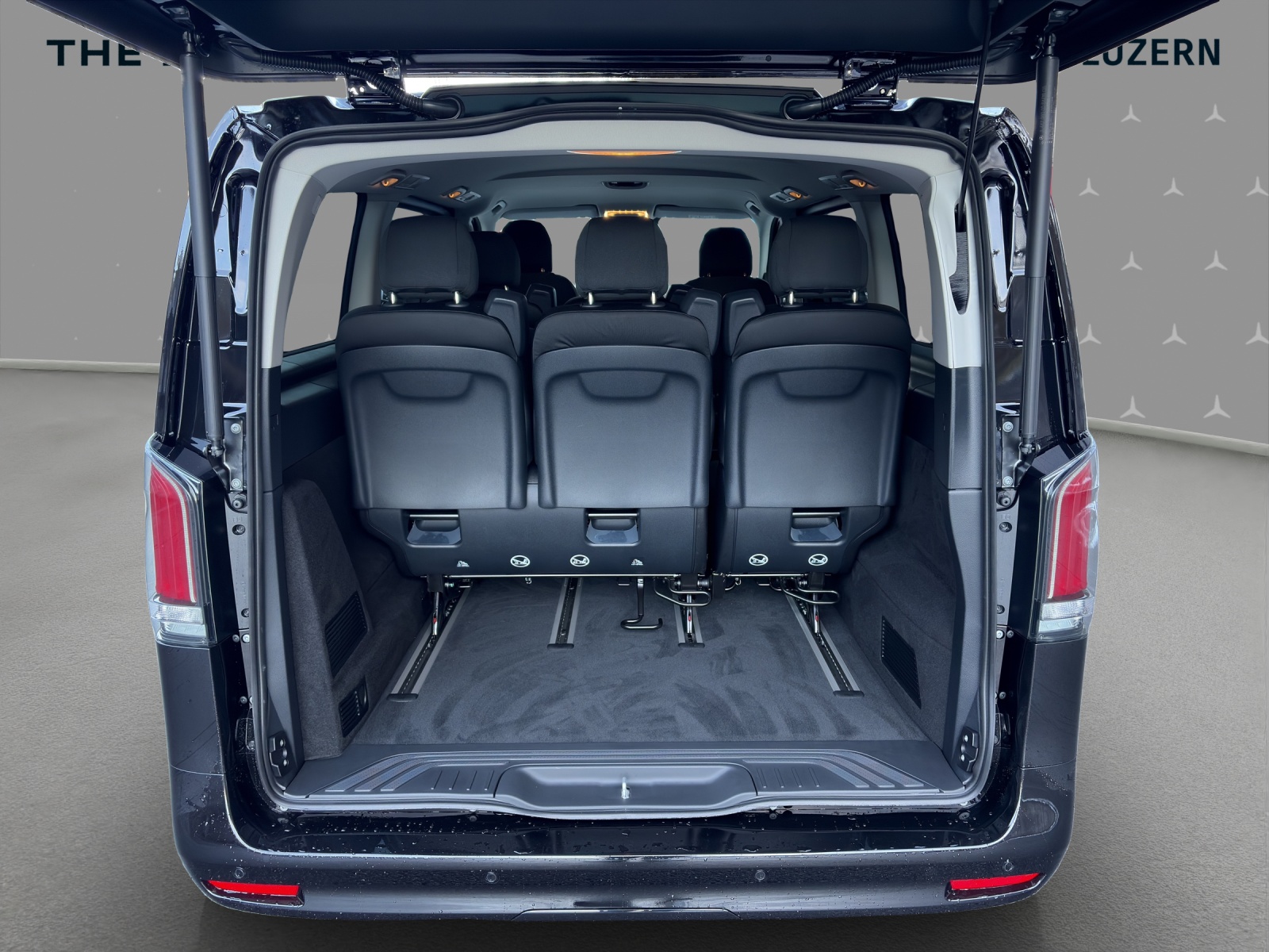 MERCEDES-BENZ Vito 116 CDI Lang Tourer FAMILY 9G-Tronic 4M Select-image-12