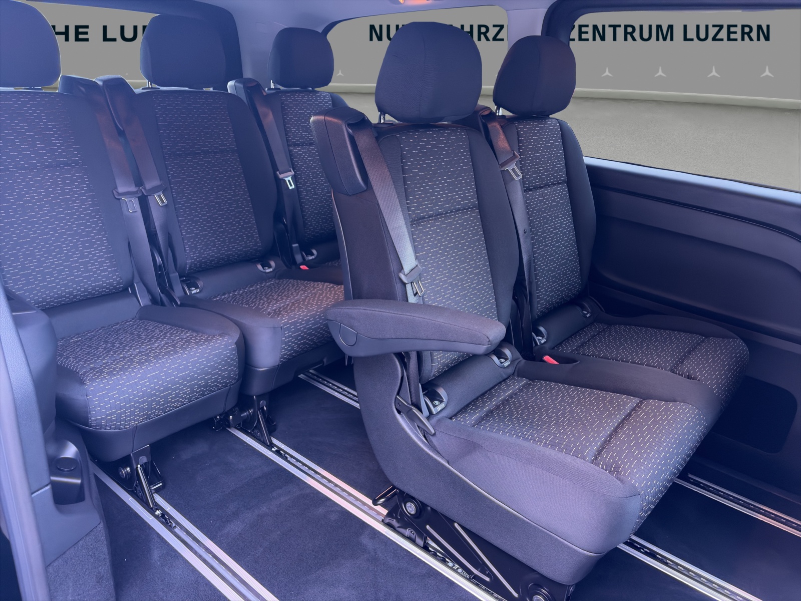 MERCEDES-BENZ Vito 116 CDI Lang Tourer FAMILY 9G-Tronic 4M Select-image-10
