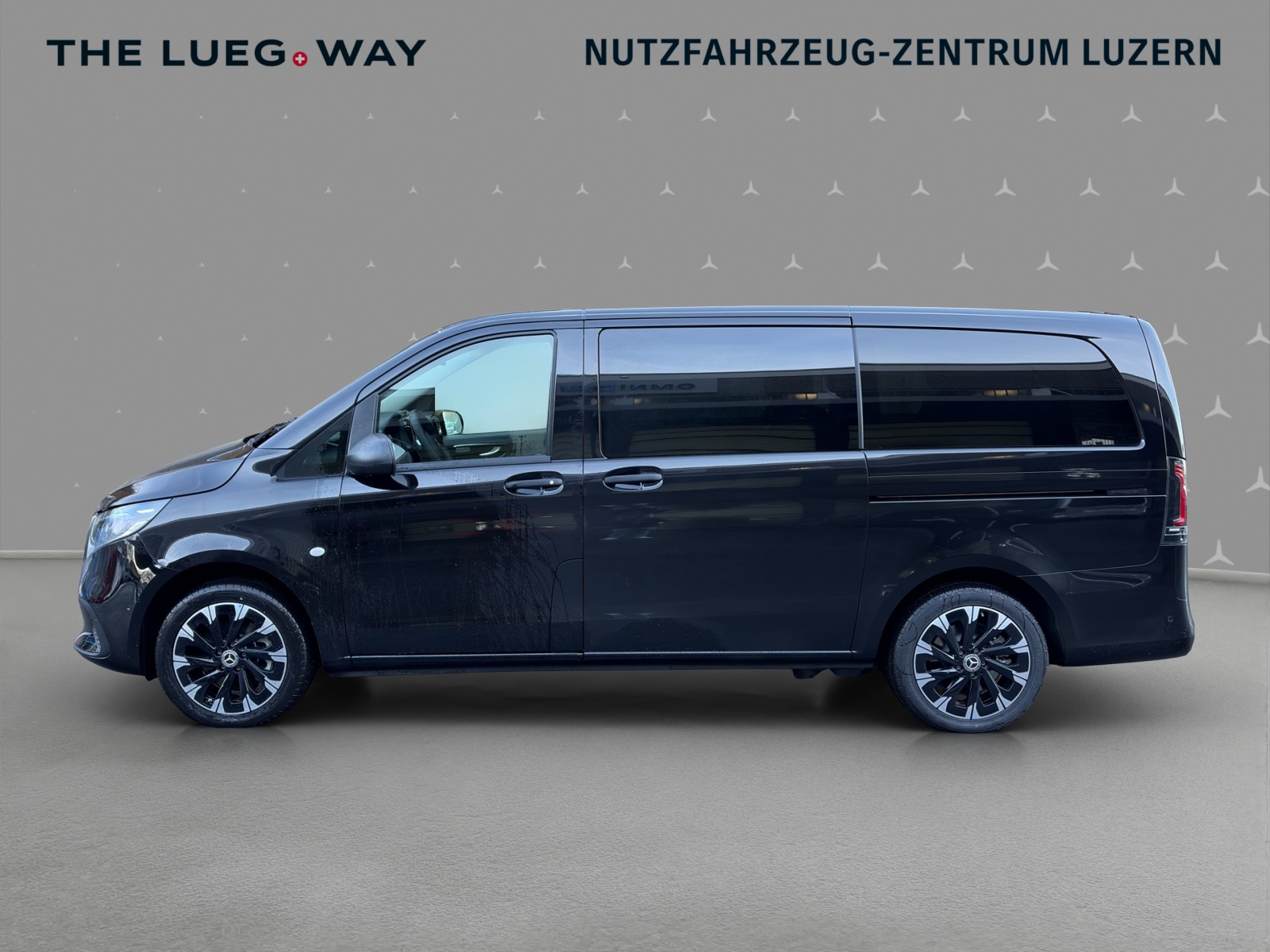 MERCEDES-BENZ Vito 116 CDI Lang Tourer FAMILY 9G-Tronic 4M Select-image-1