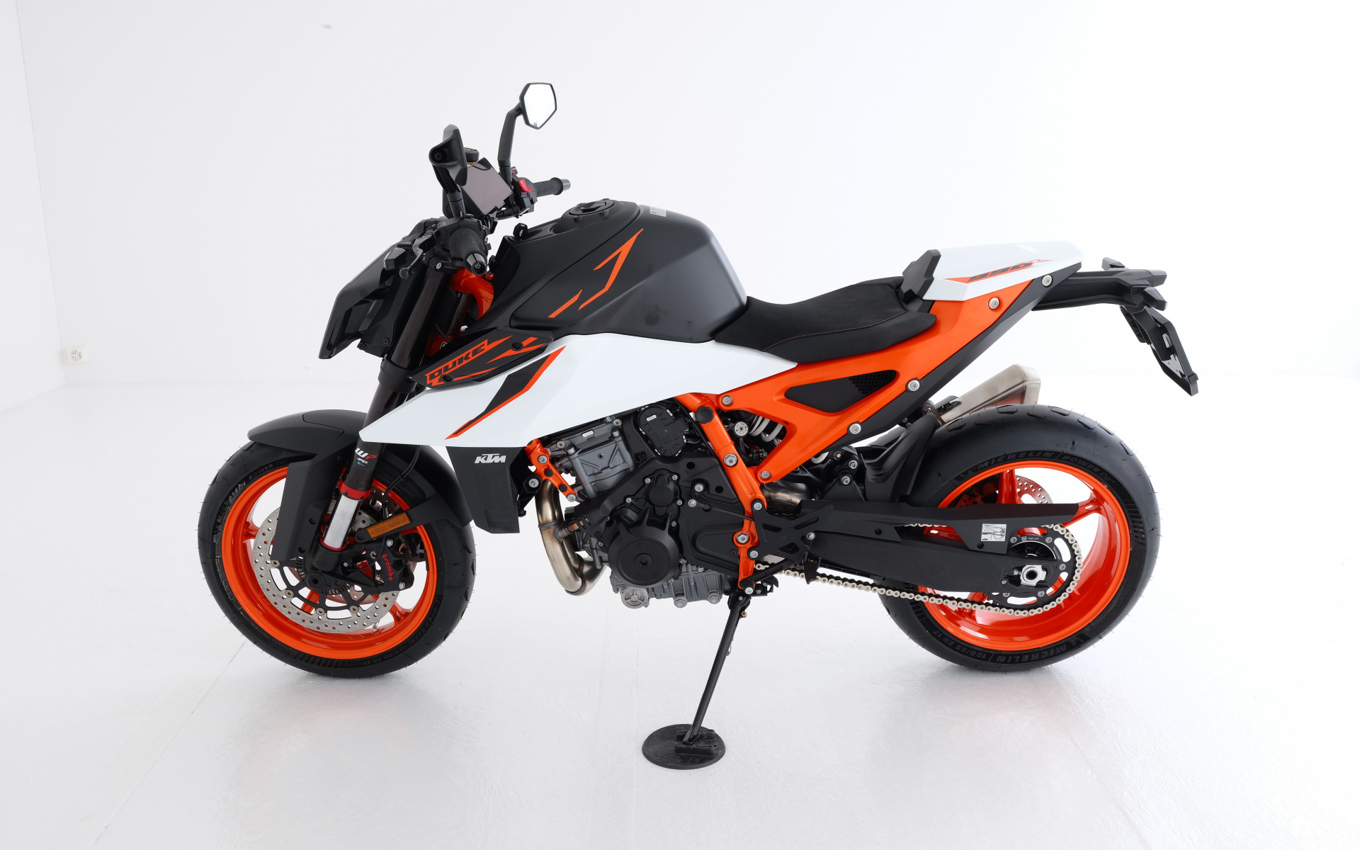 KTM 990 Duke R-image-3