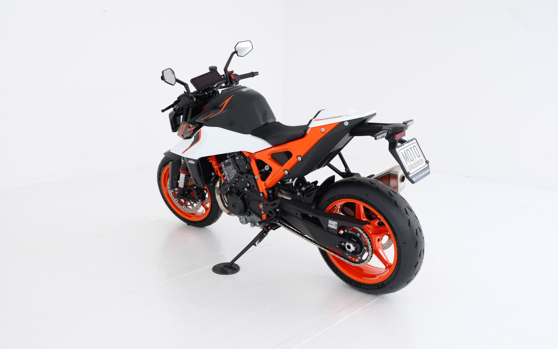 KTM 990 Duke R-image-2