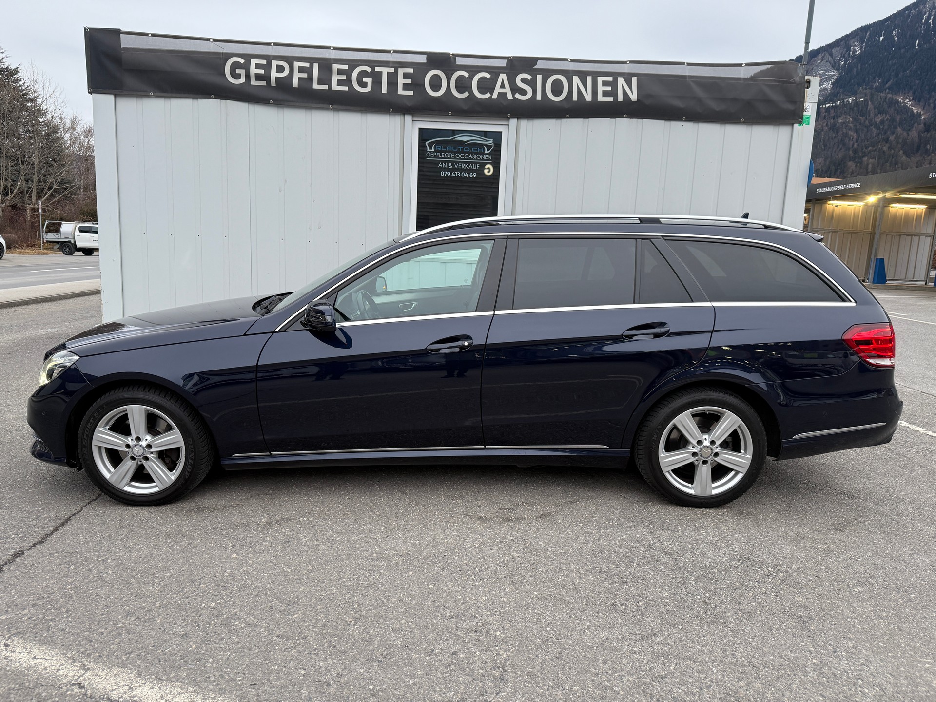 MERCEDES-BENZ E 250 BlueTEC Avantgarde 4Matic 7G-Tronic-image-7