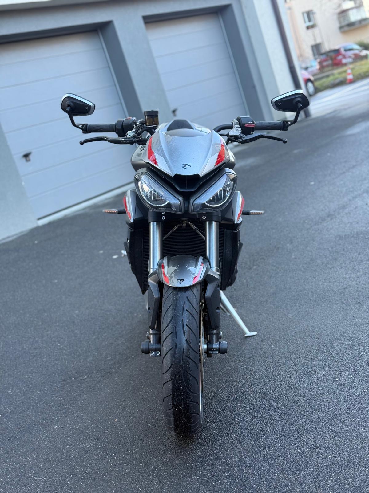 TRIUMPH Street Triple RS 765 ABS-image-4