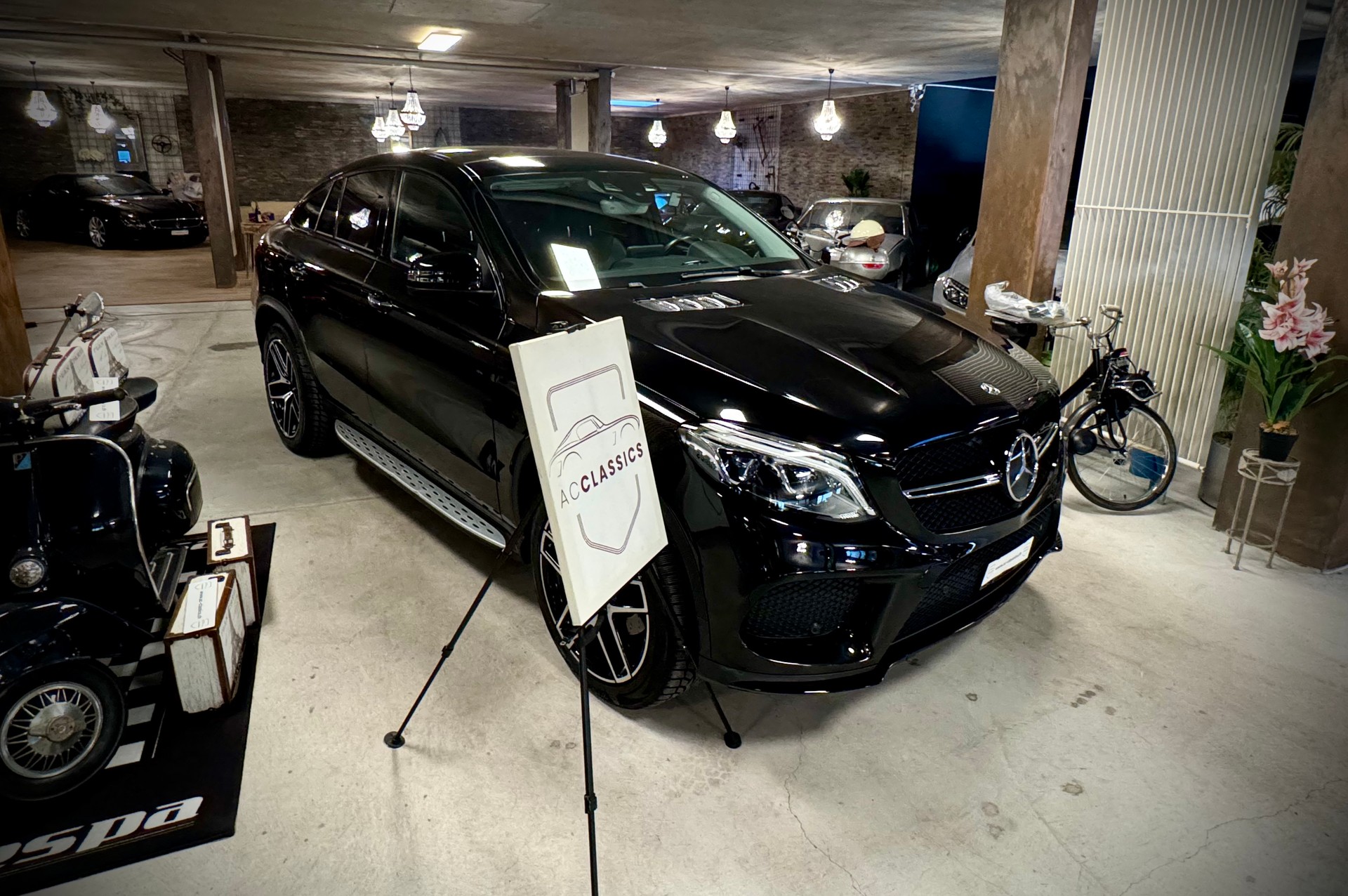 MERCEDES-BENZ GLE 350 d 4Matic AMG Line 9G-Tronic-image-4