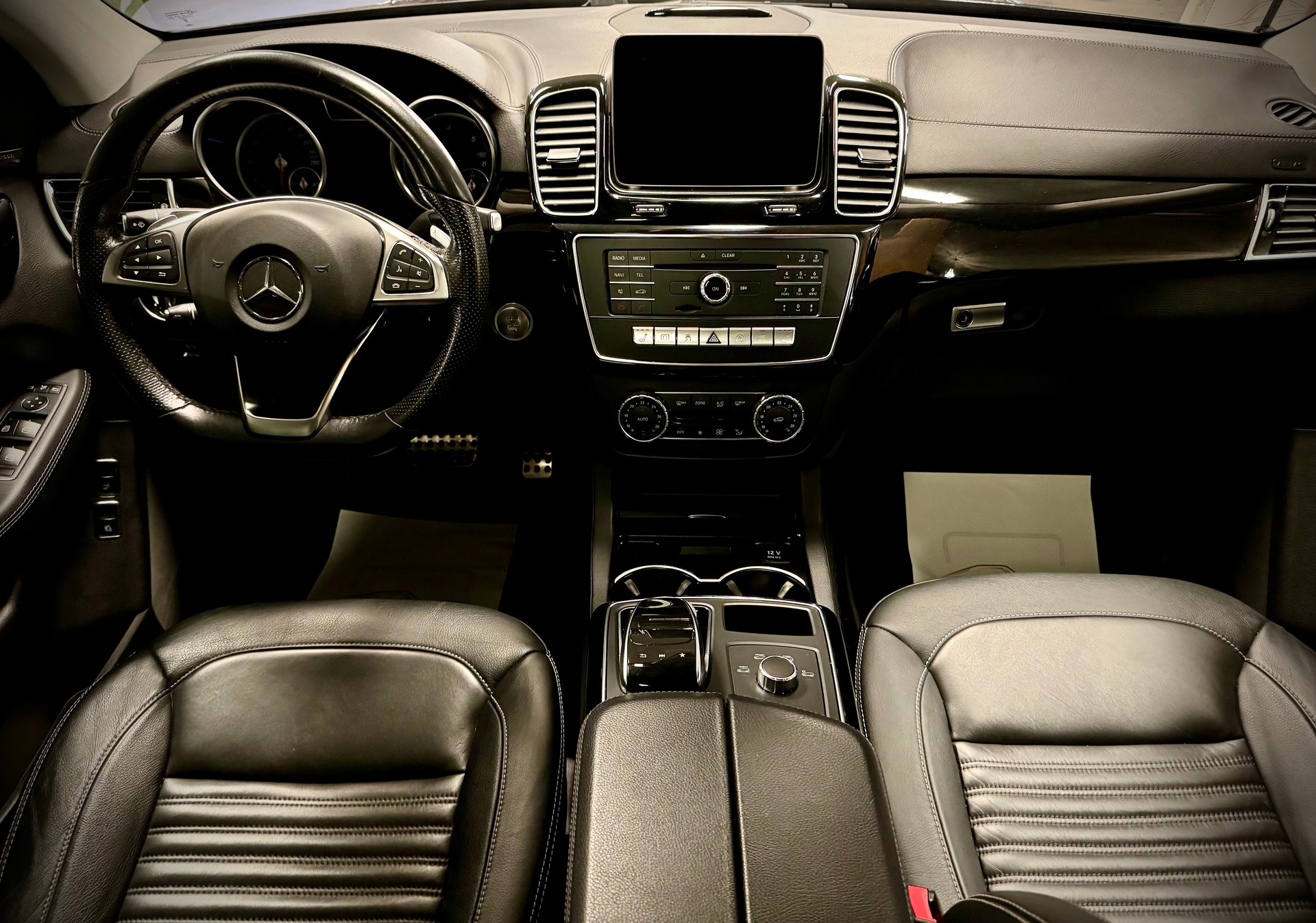 MERCEDES-BENZ GLE 350 d 4Matic AMG Line 9G-Tronic-image-16