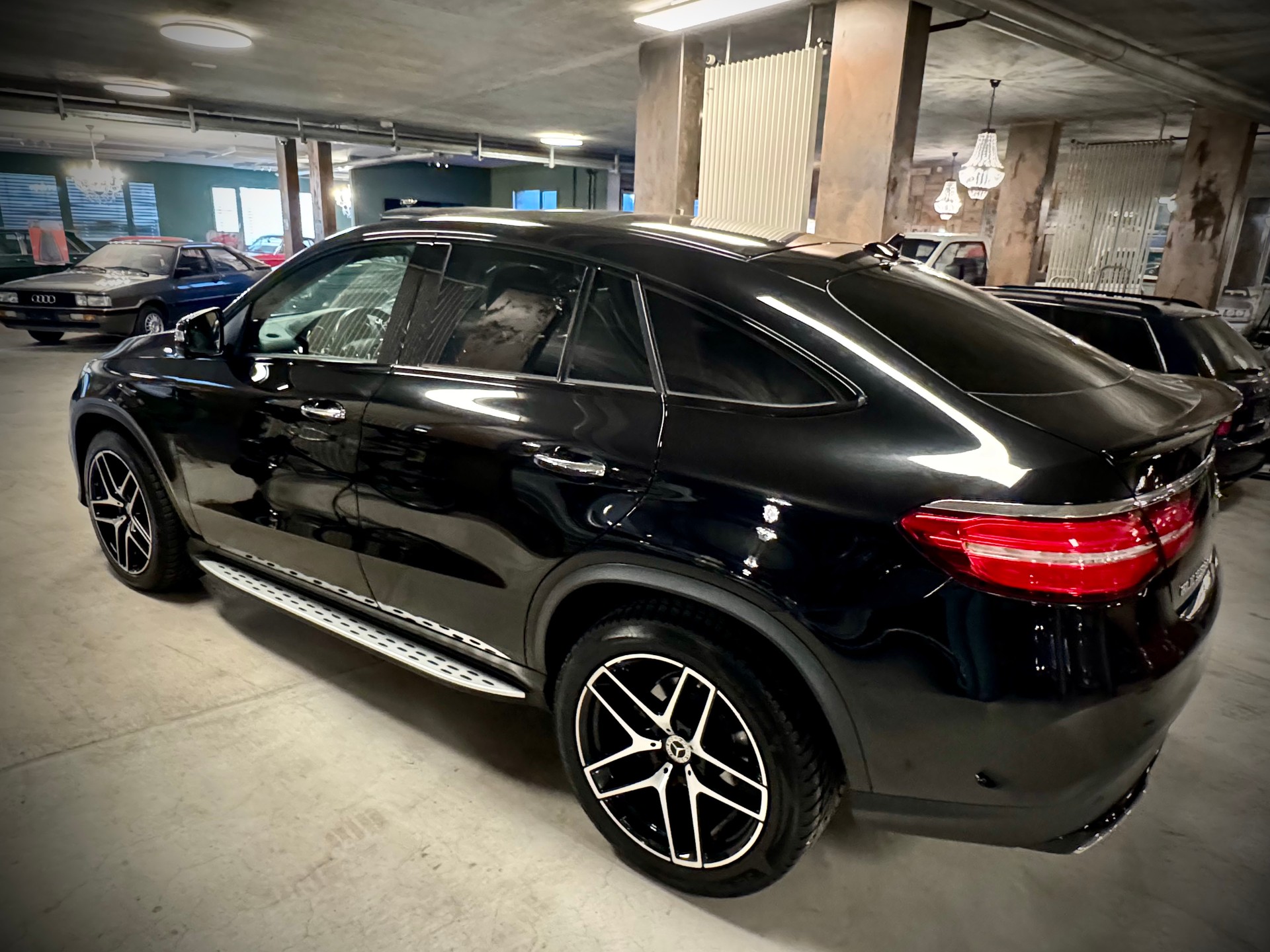 MERCEDES-BENZ GLE 350 d 4Matic AMG Line 9G-Tronic-image-14