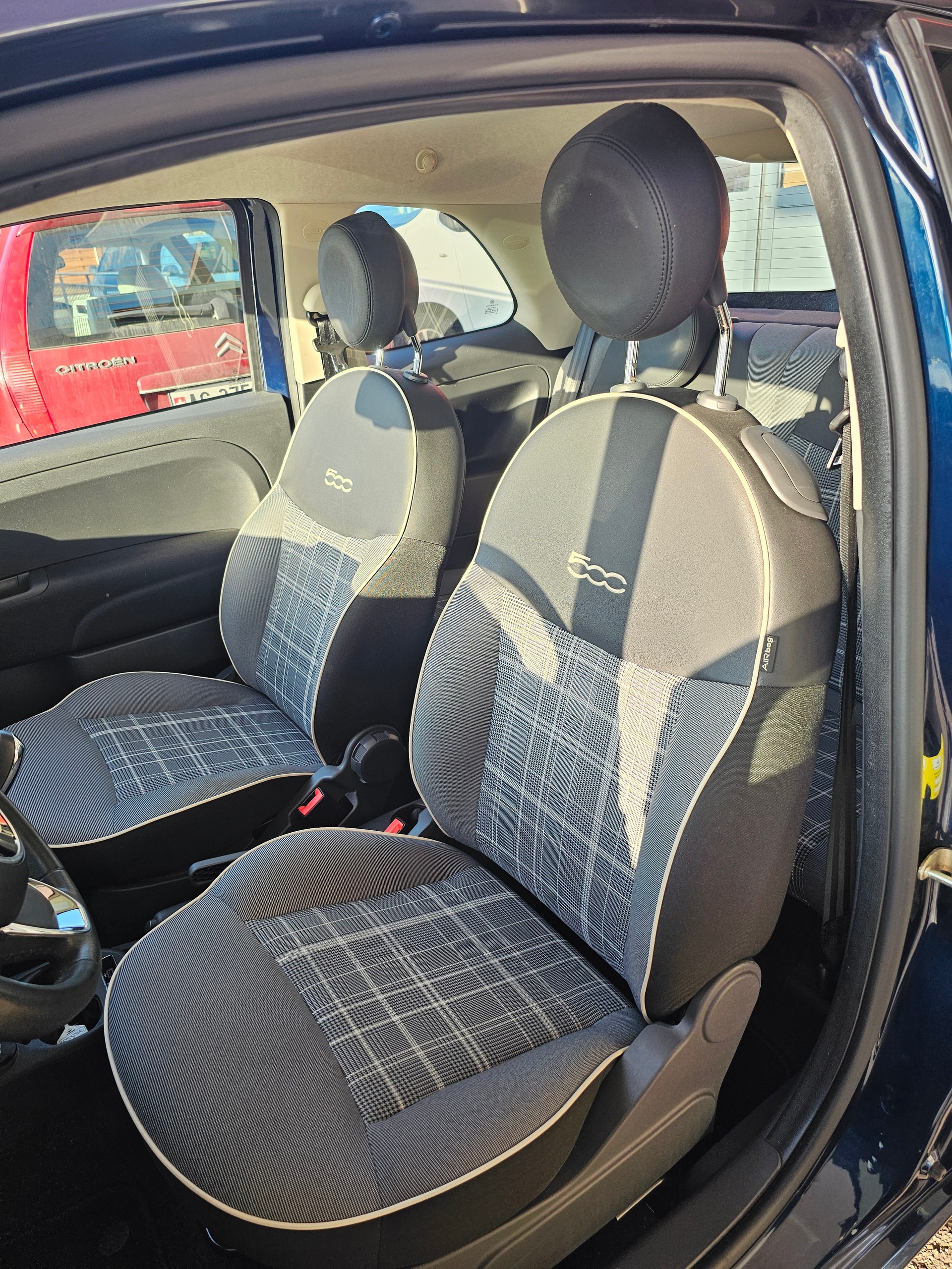 FIAT 500 1.2 Lounge-image-9