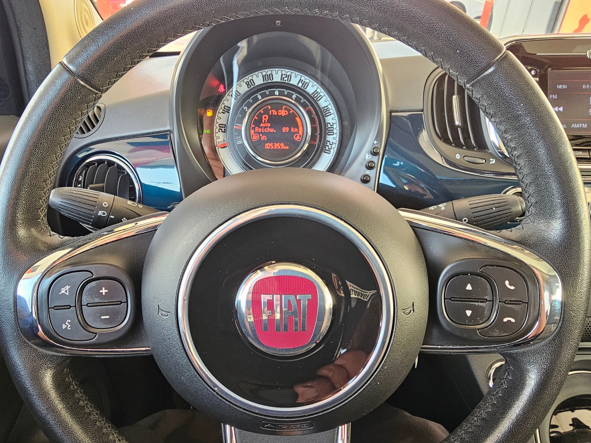 FIAT 500 1.2 Lounge-image-12
