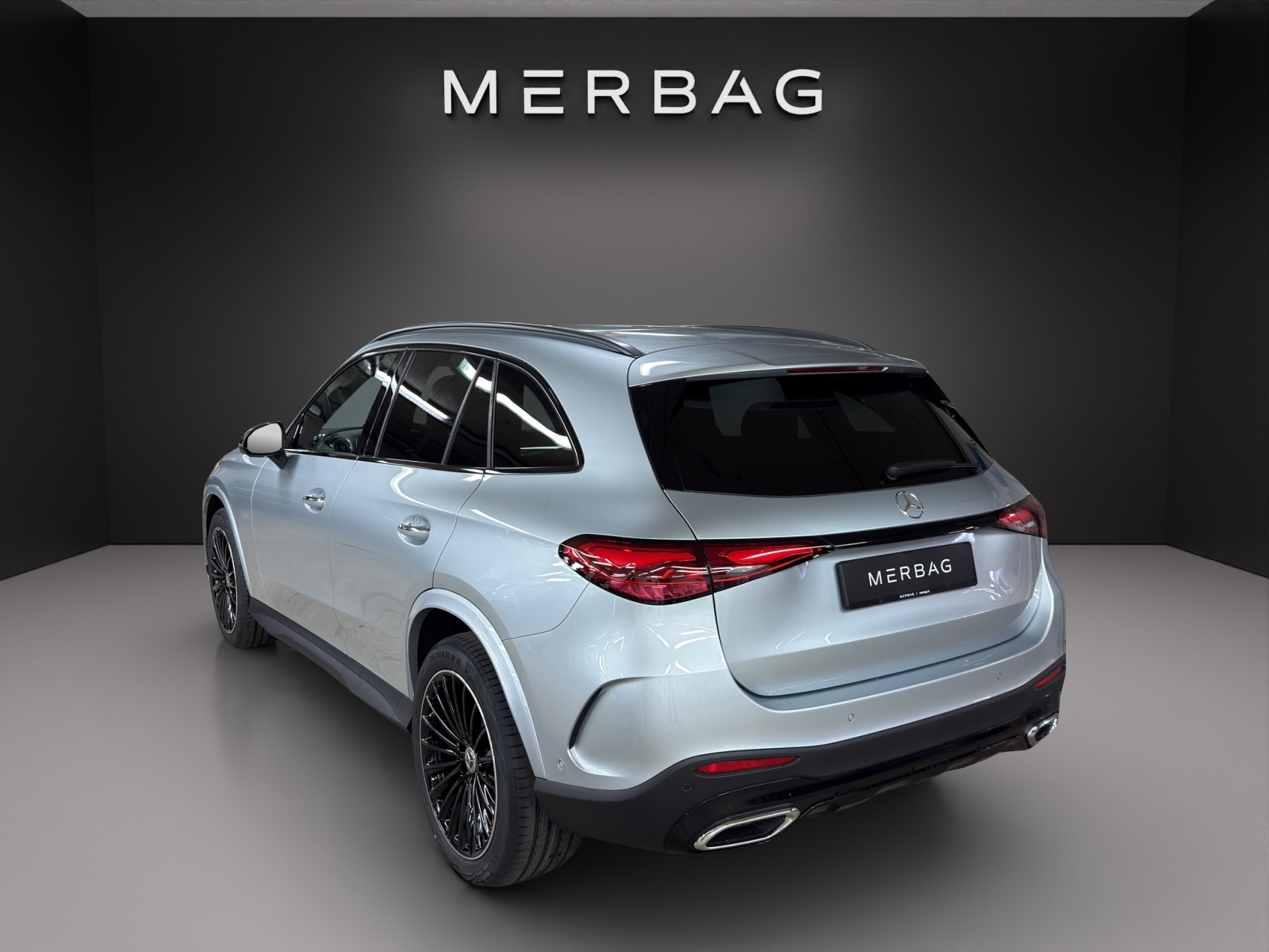 MERCEDES-BENZ GLC 220 d 4Matic 9G-Tronic-image-2