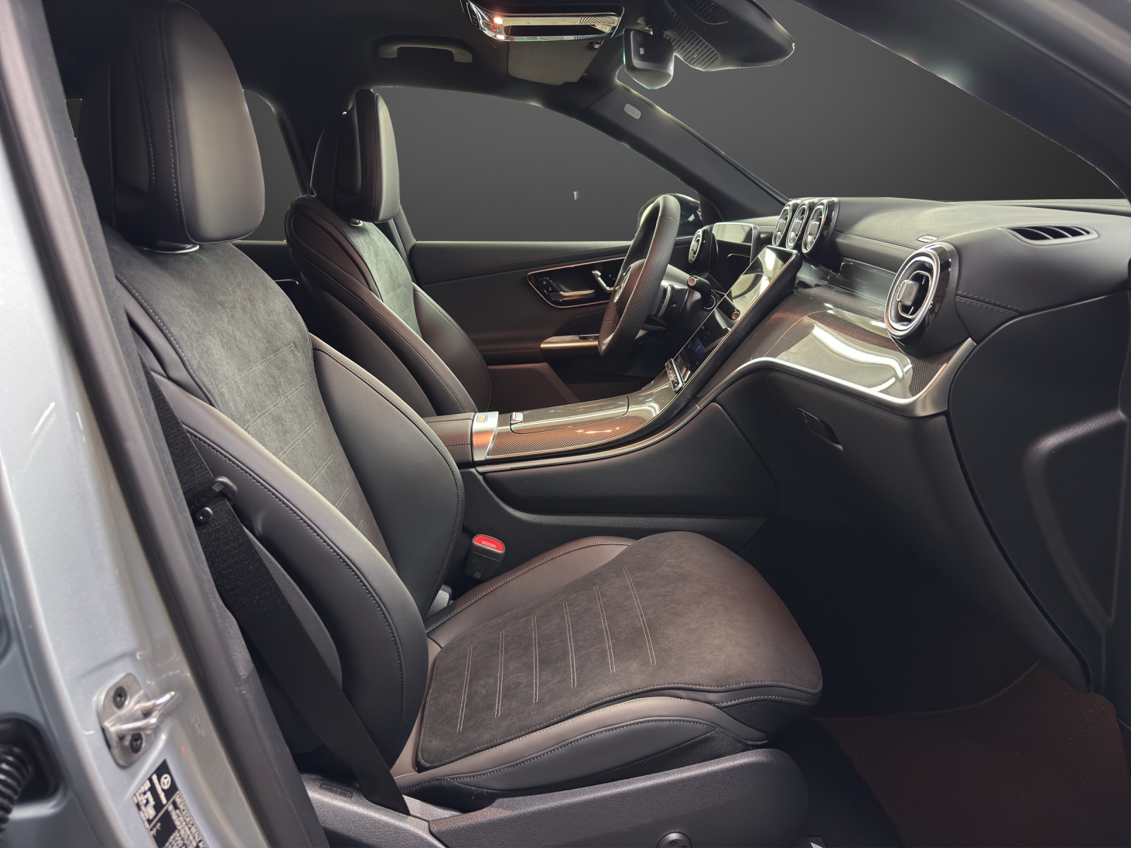 MERCEDES-BENZ GLC 220 d 4Matic 9G-Tronic-image-11