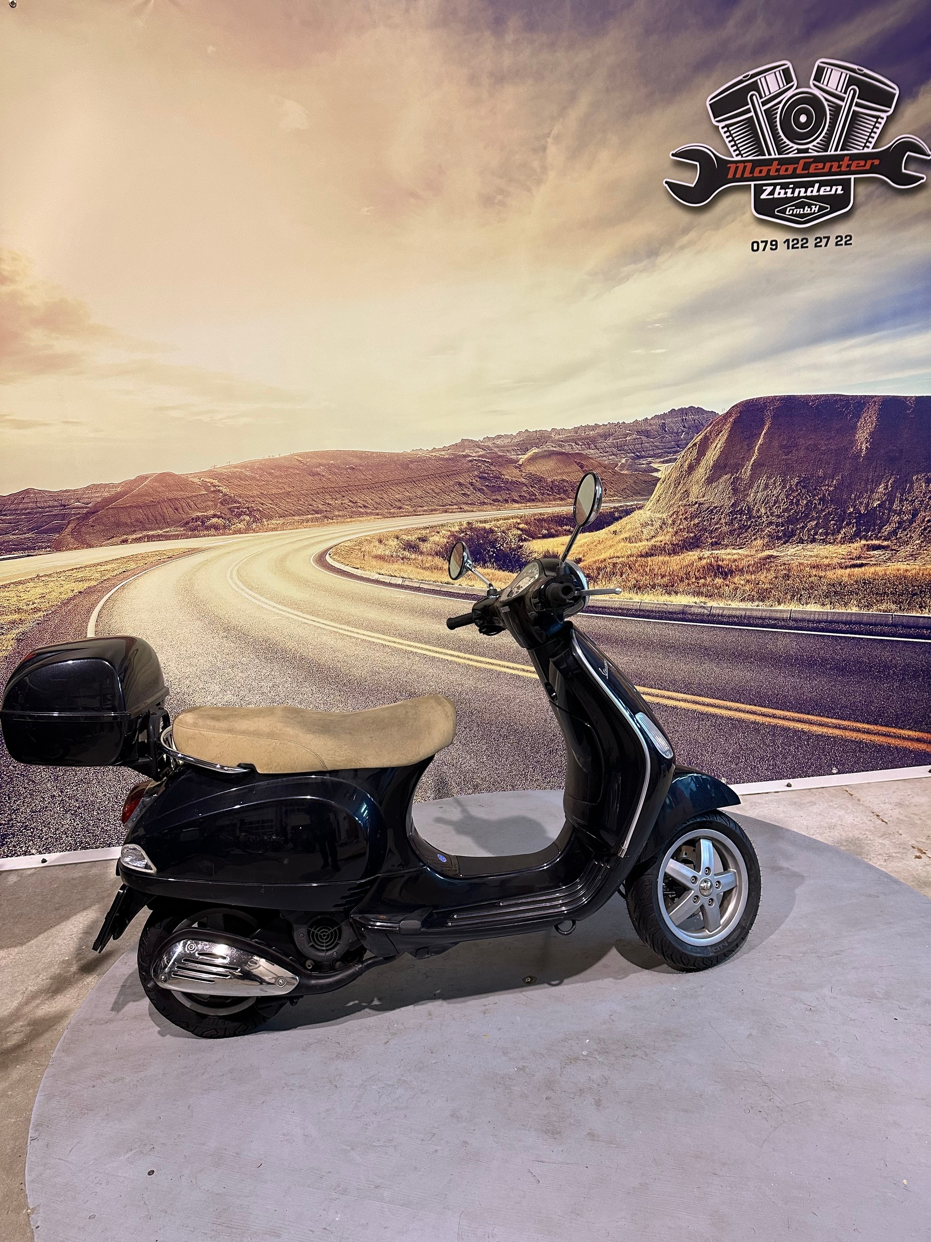 PIAGGIO Vespa 125 LX4-image-0