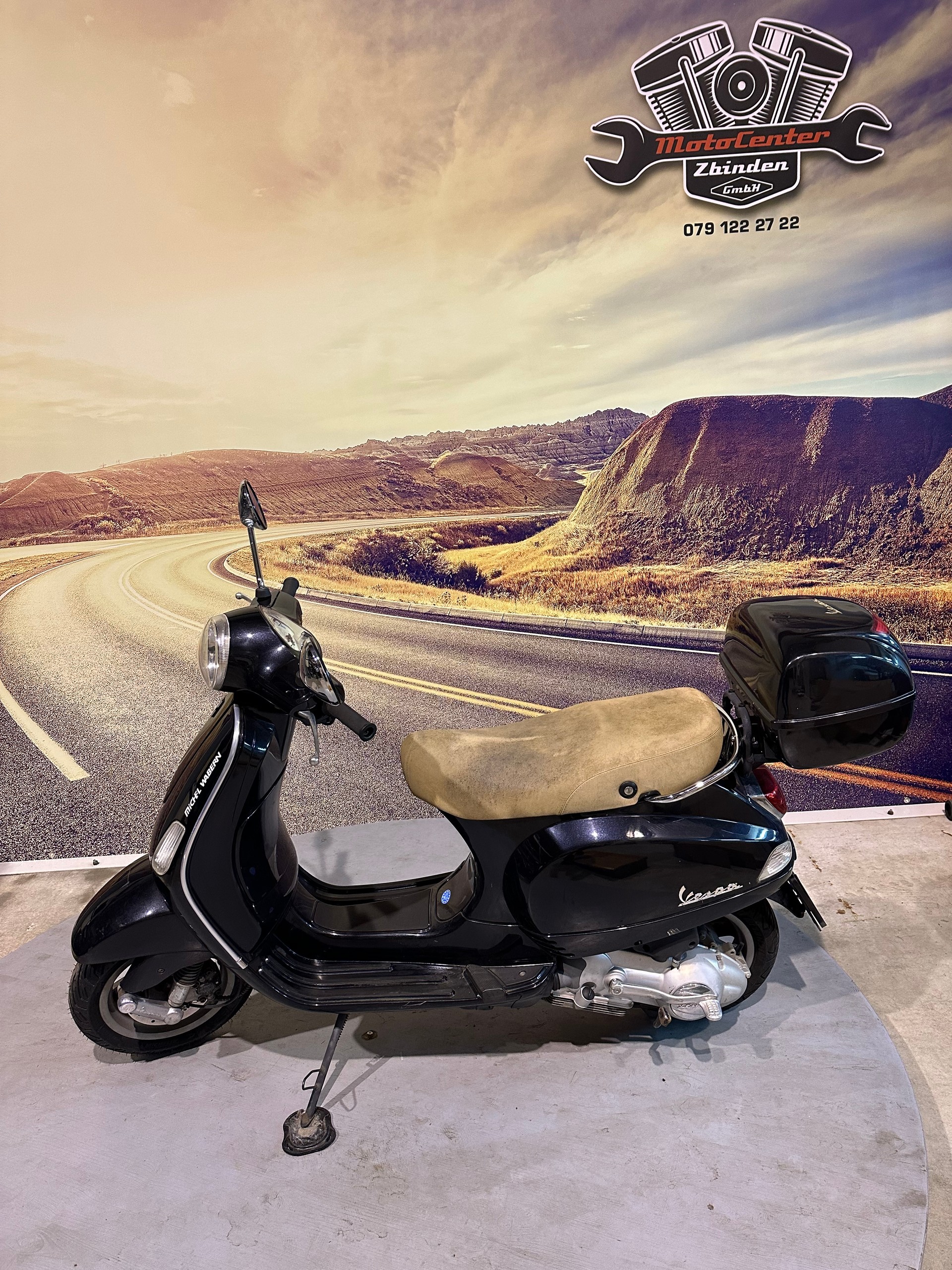PIAGGIO Vespa 125 LX4-image-3