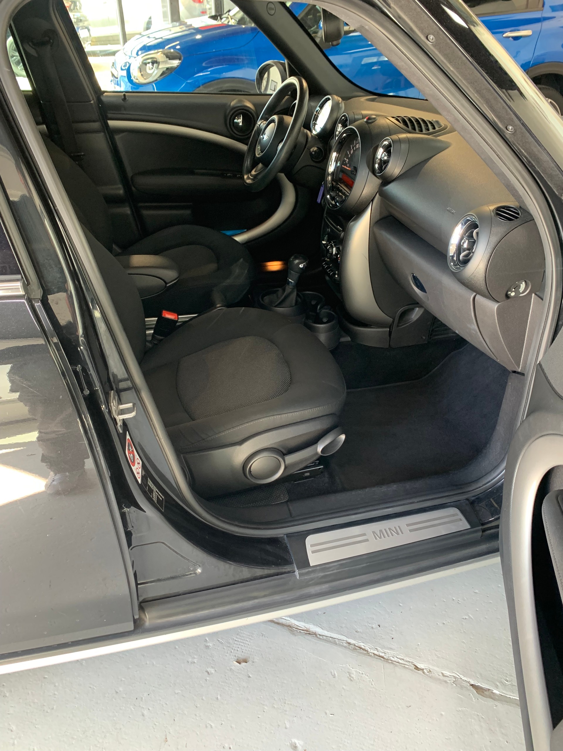 MINI Countryman Cooper ALL4 Steptronic-image-17