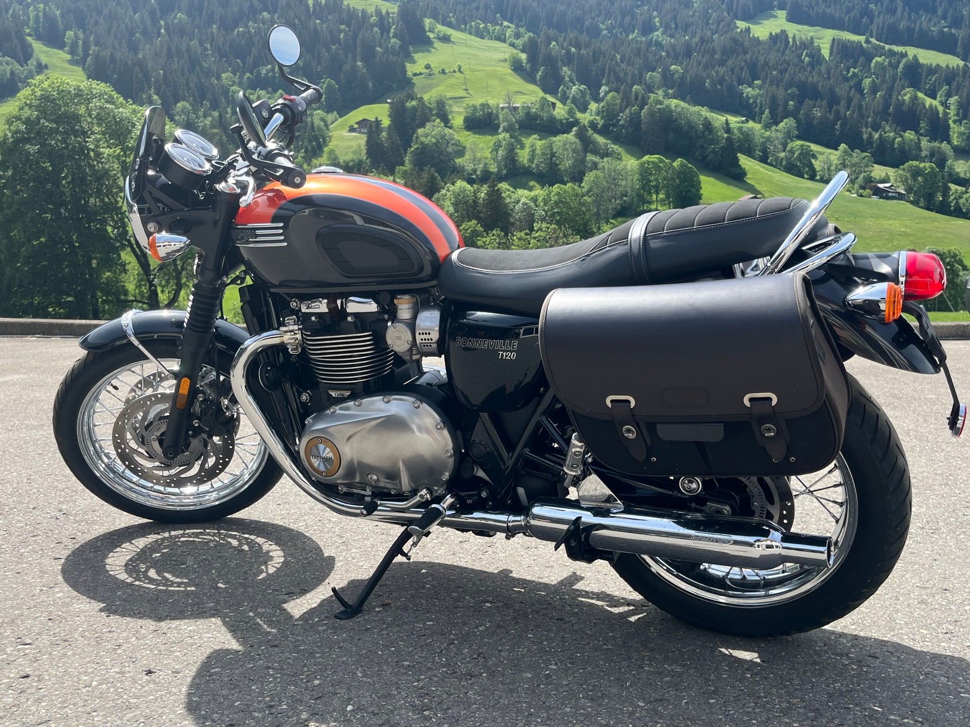TRIUMPH Bonneville T120 ABS