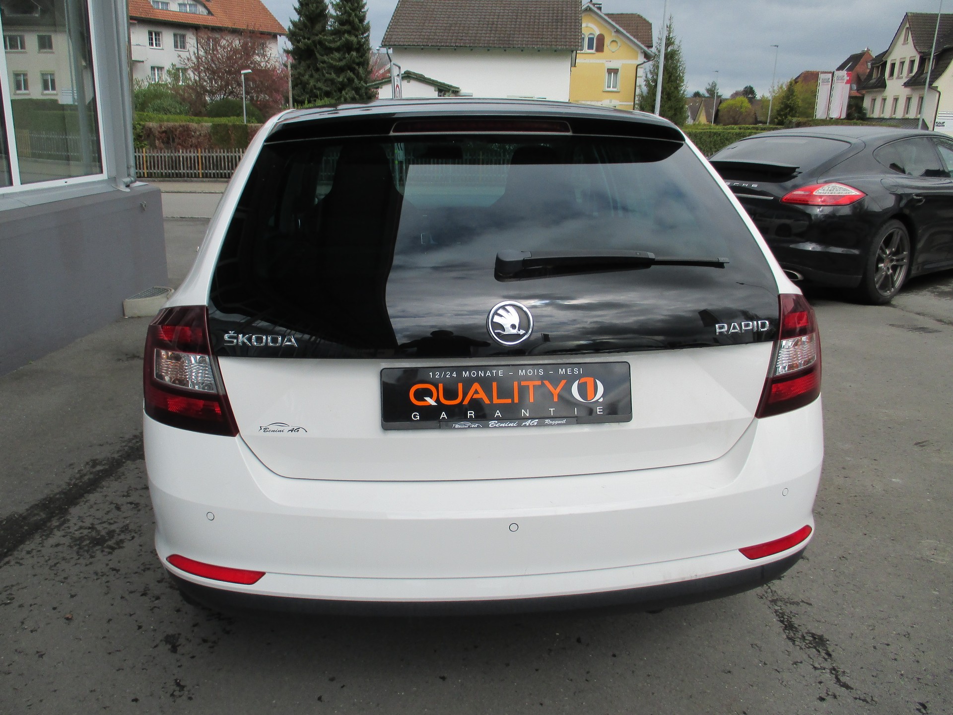 SKODA Rapid Spaceback 1.4 TSI Elegance DSG-image-5