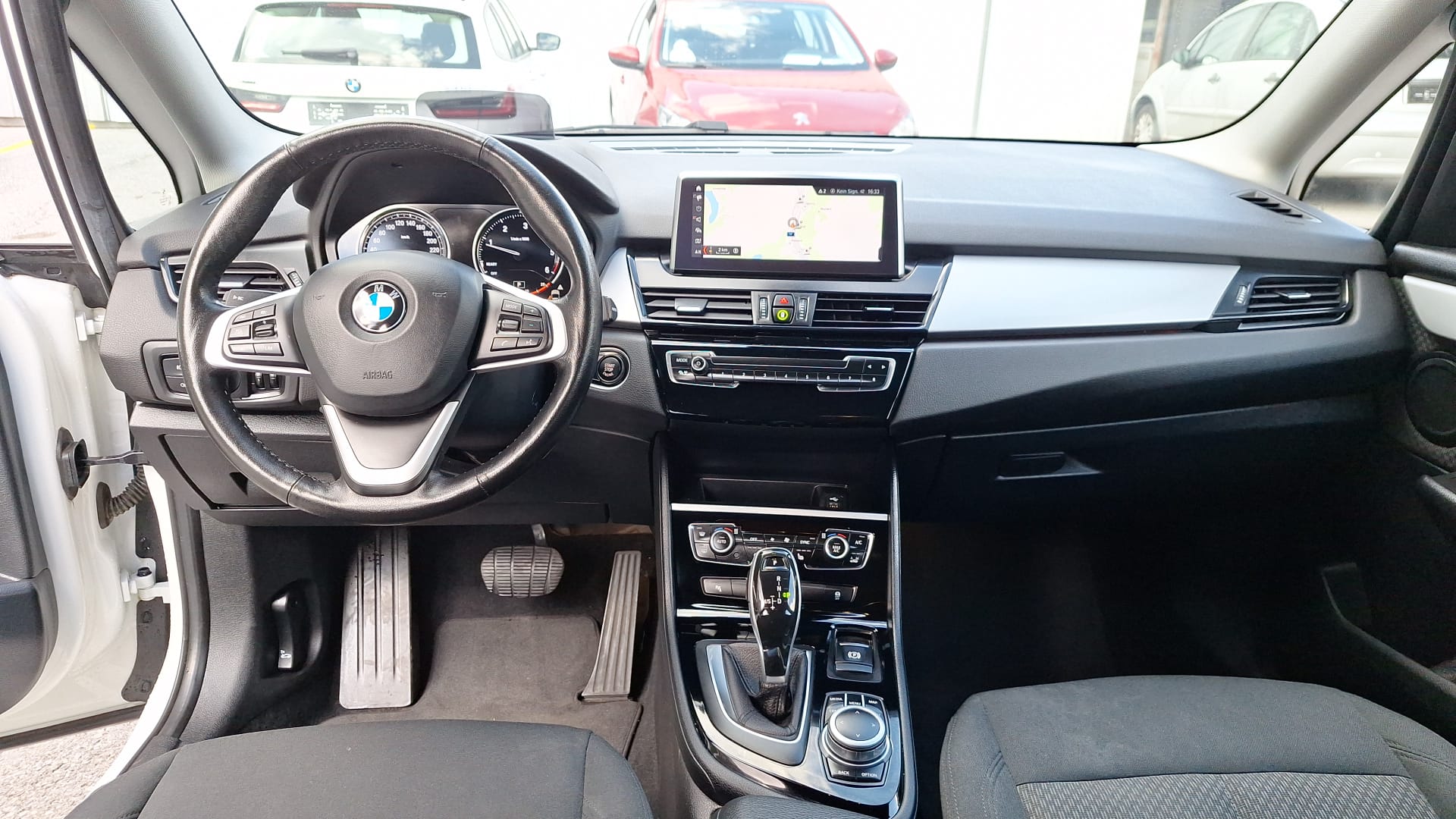 BMW 218d xDrive Gran Tourer Steptronic-image-7