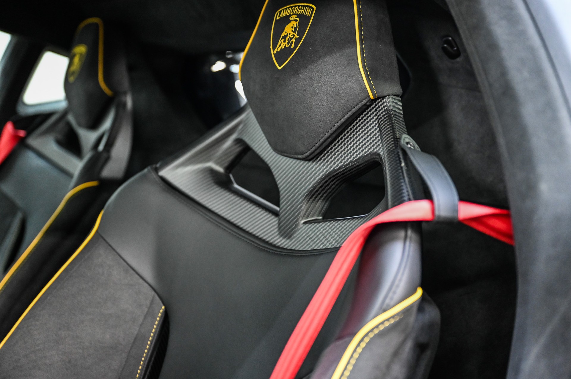 LAMBORGHINI Temerario Coupé-image-33