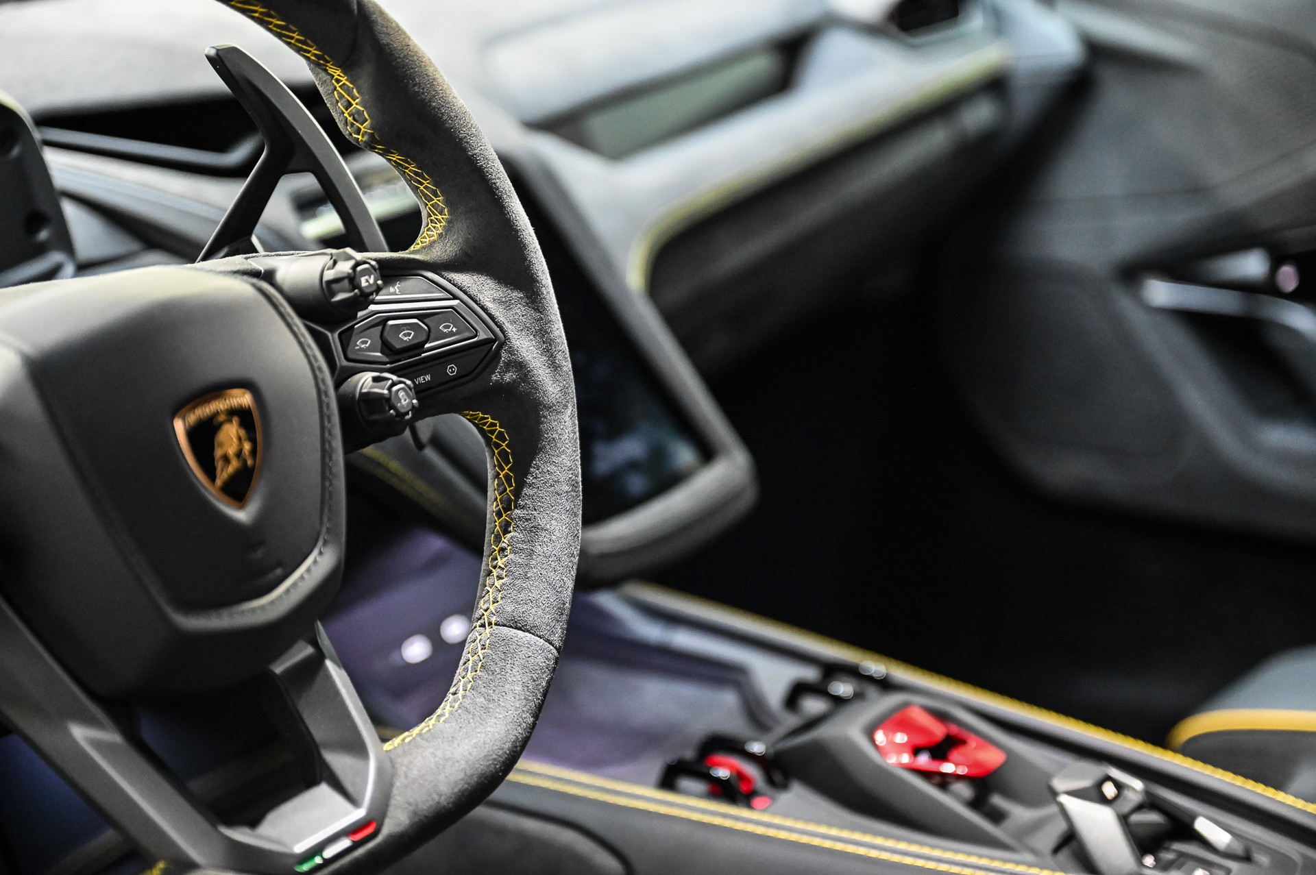 LAMBORGHINI Temerario Coupé-image-27