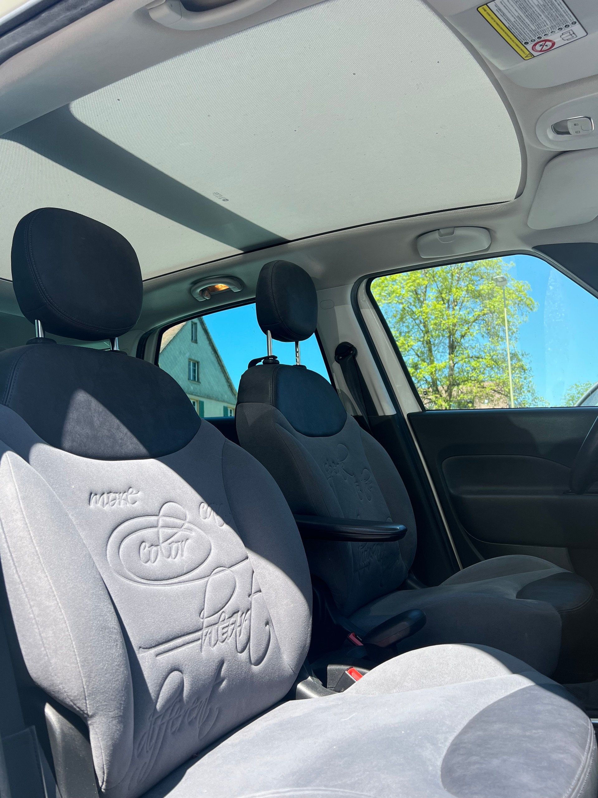 FIAT 500L Living 1.6 JTD Lounge-image-13