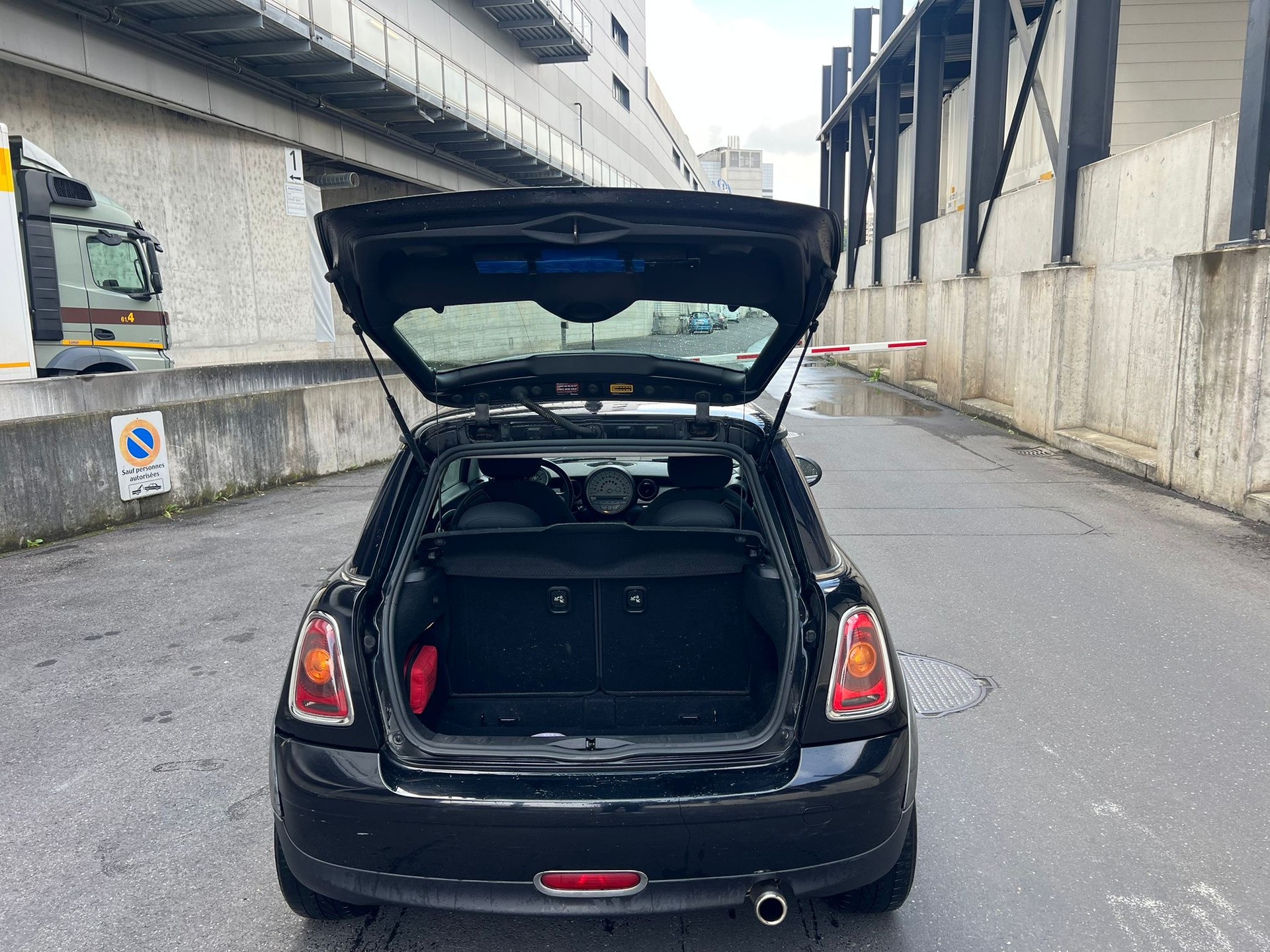 MINI Cooper-image-8