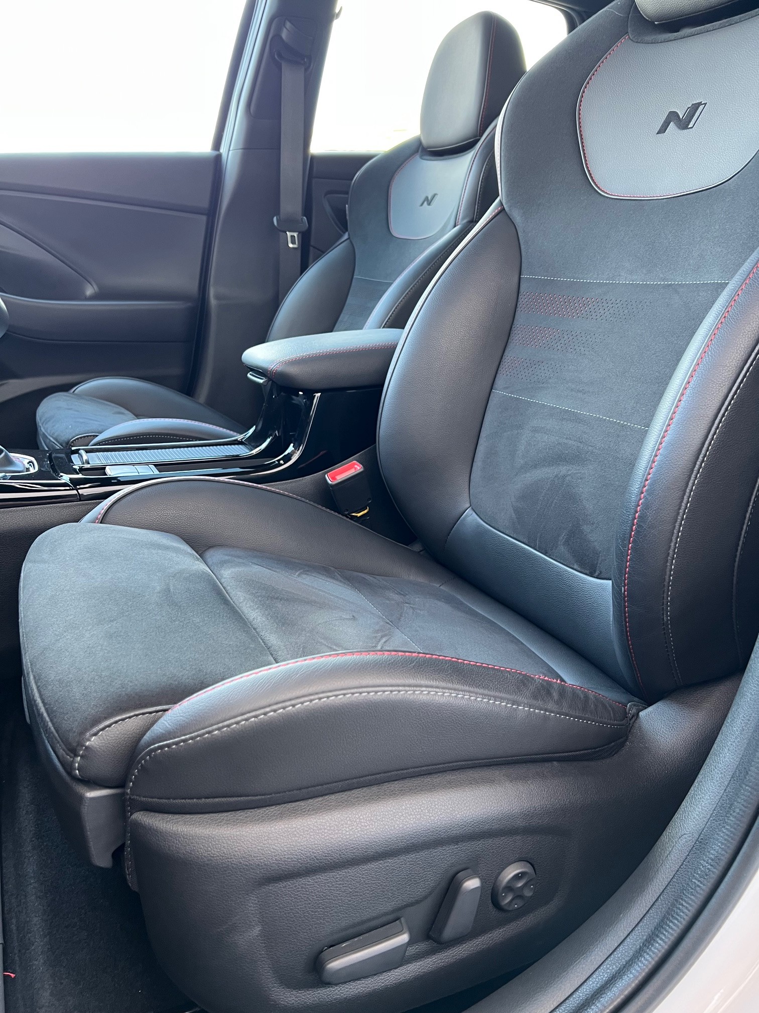 HYUNDAI i30 1.5 T-GDi N Line 48V MH DCT-image-17