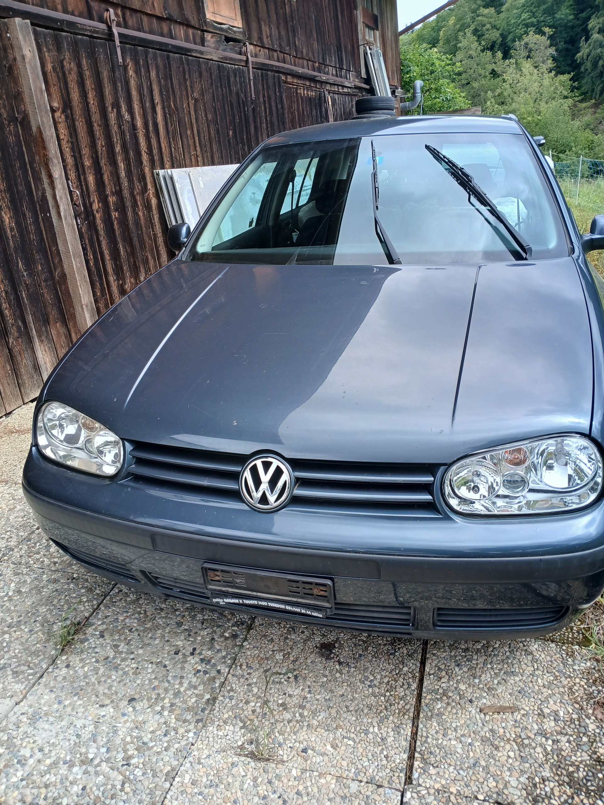 VW Golf 1.6-image-1
