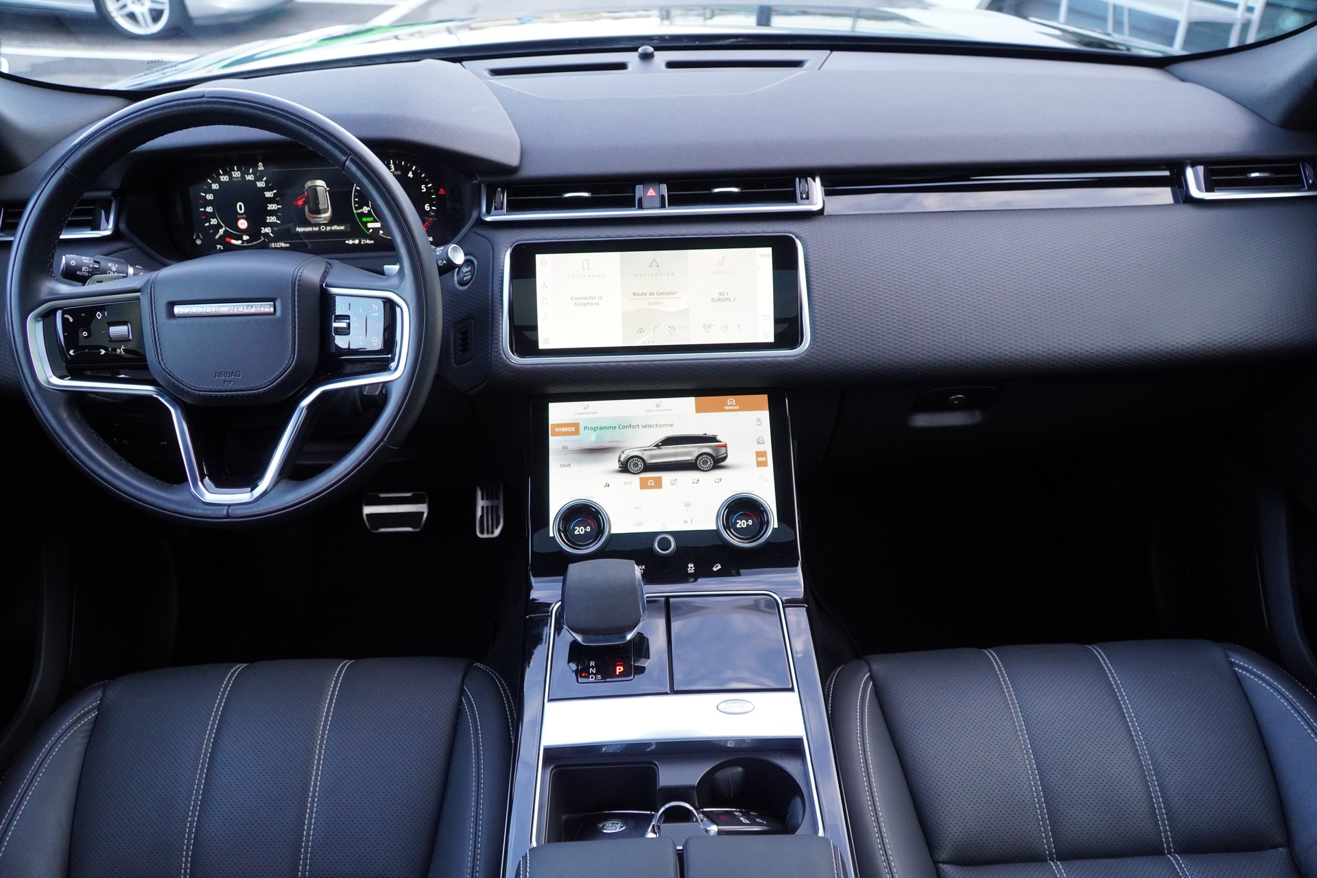 LAND ROVER Range Rover Velar R-Dynamic P400e 2.0 I4 PHEV SE Automatic-image-10