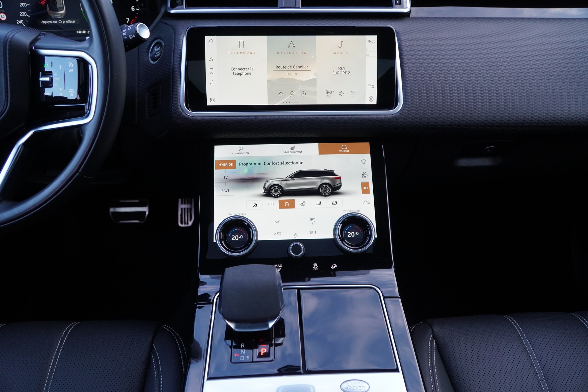 LAND ROVER Range Rover Velar R-Dynamic P400e 2.0 I4 PHEV SE Automatic-image-26