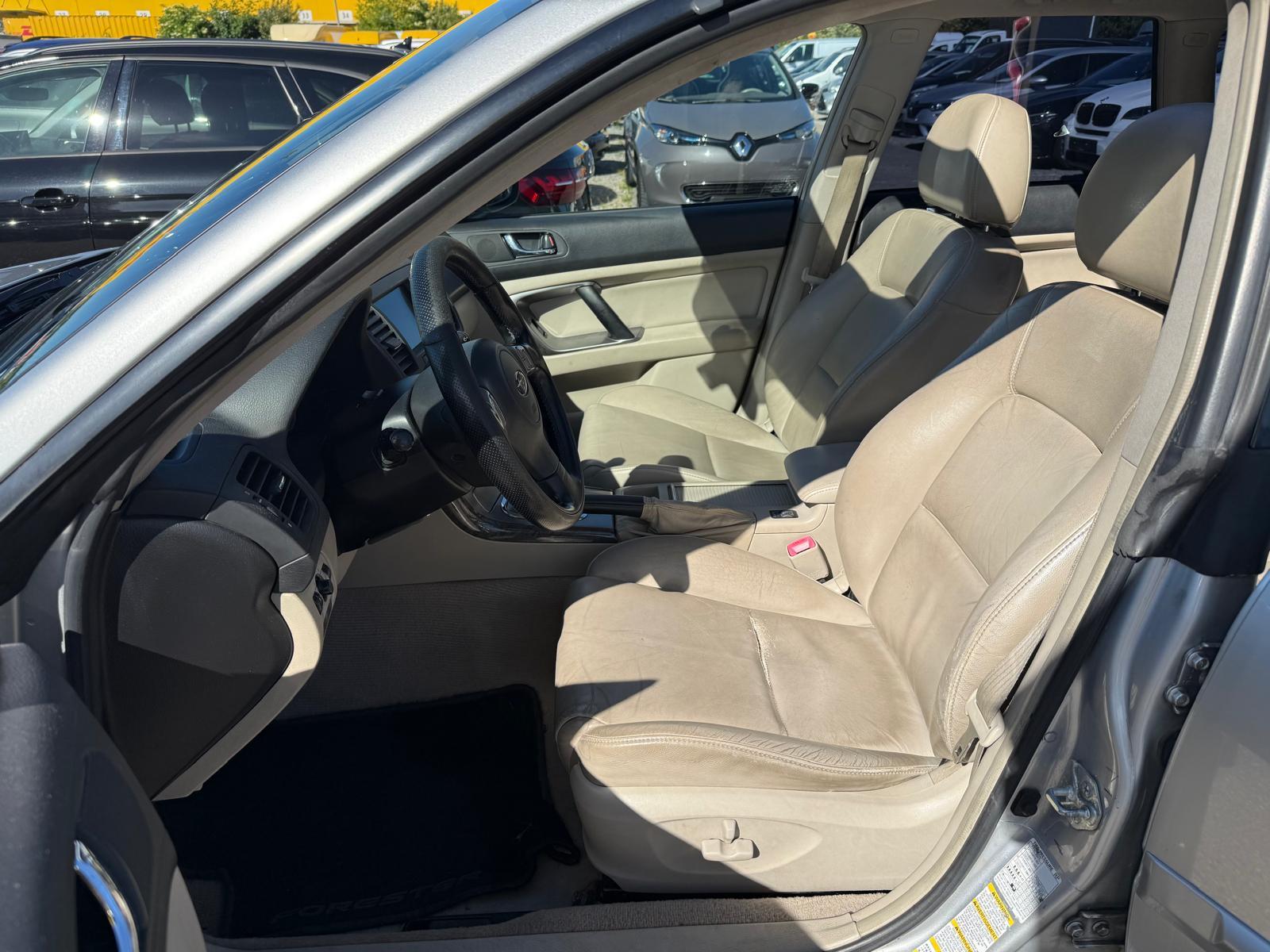 SUBARU Outback 3.0 H6-image-5