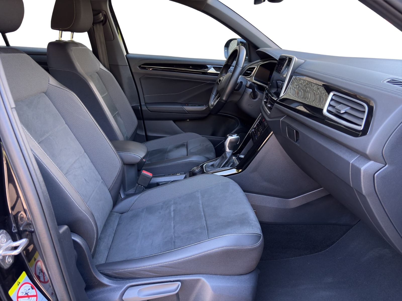 VW T-Roc 2.0 TSI R-Line DSG 4motion-image-18