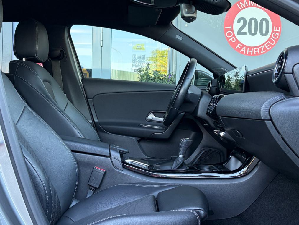 MERCEDES-BENZ A 160 Style-image-8