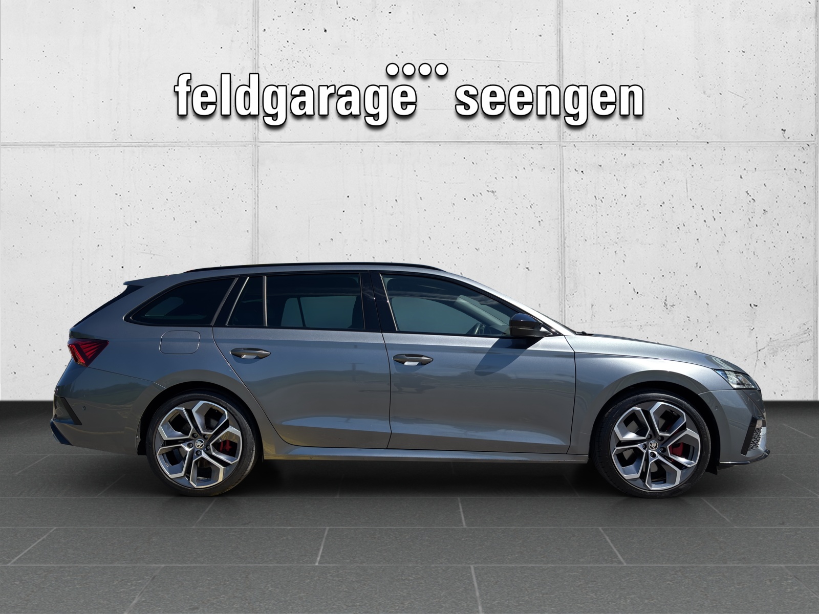 SKODA Octavia Combi 2.0 TSI DSG RS mit AHK, Standheizung & elektr. einstellbarer Fahrer- und Beifahrersitz-showroom-element-3