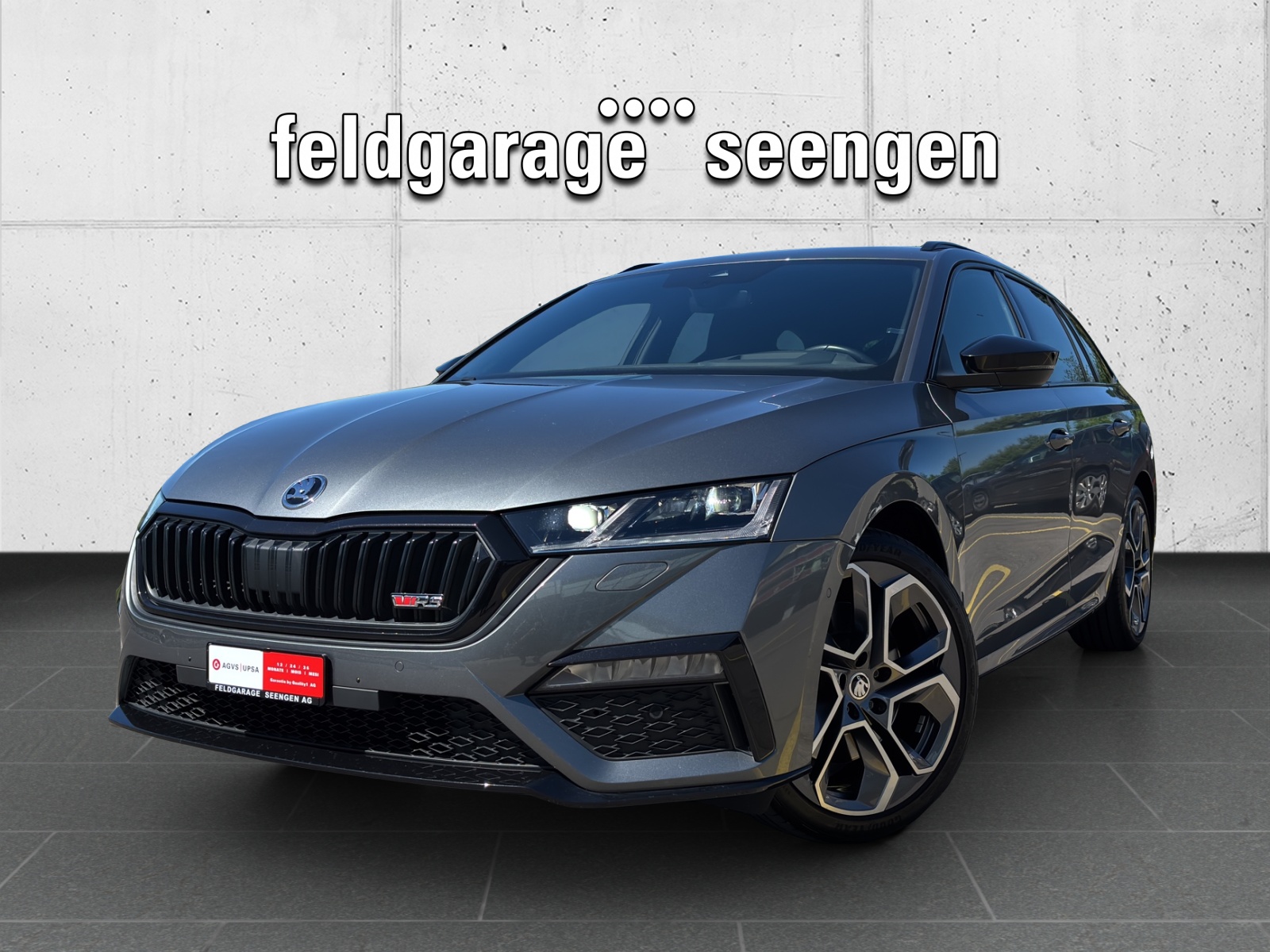 SKODA Octavia Combi 2.0 TSI DSG RS mit AHK, Standheizung & elektr. einstellbarer Fahrer- und Beifahrersitz