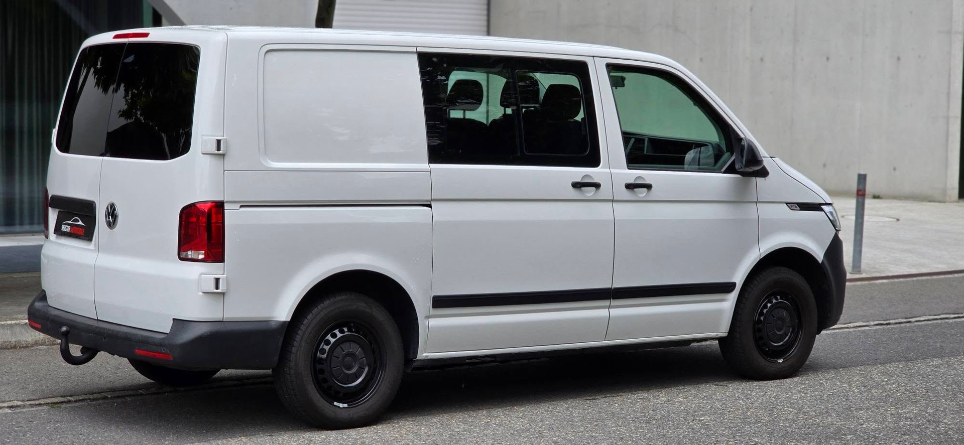VW T6.1 CAMPER VAN 2.0 TDI 110 PS-image-5