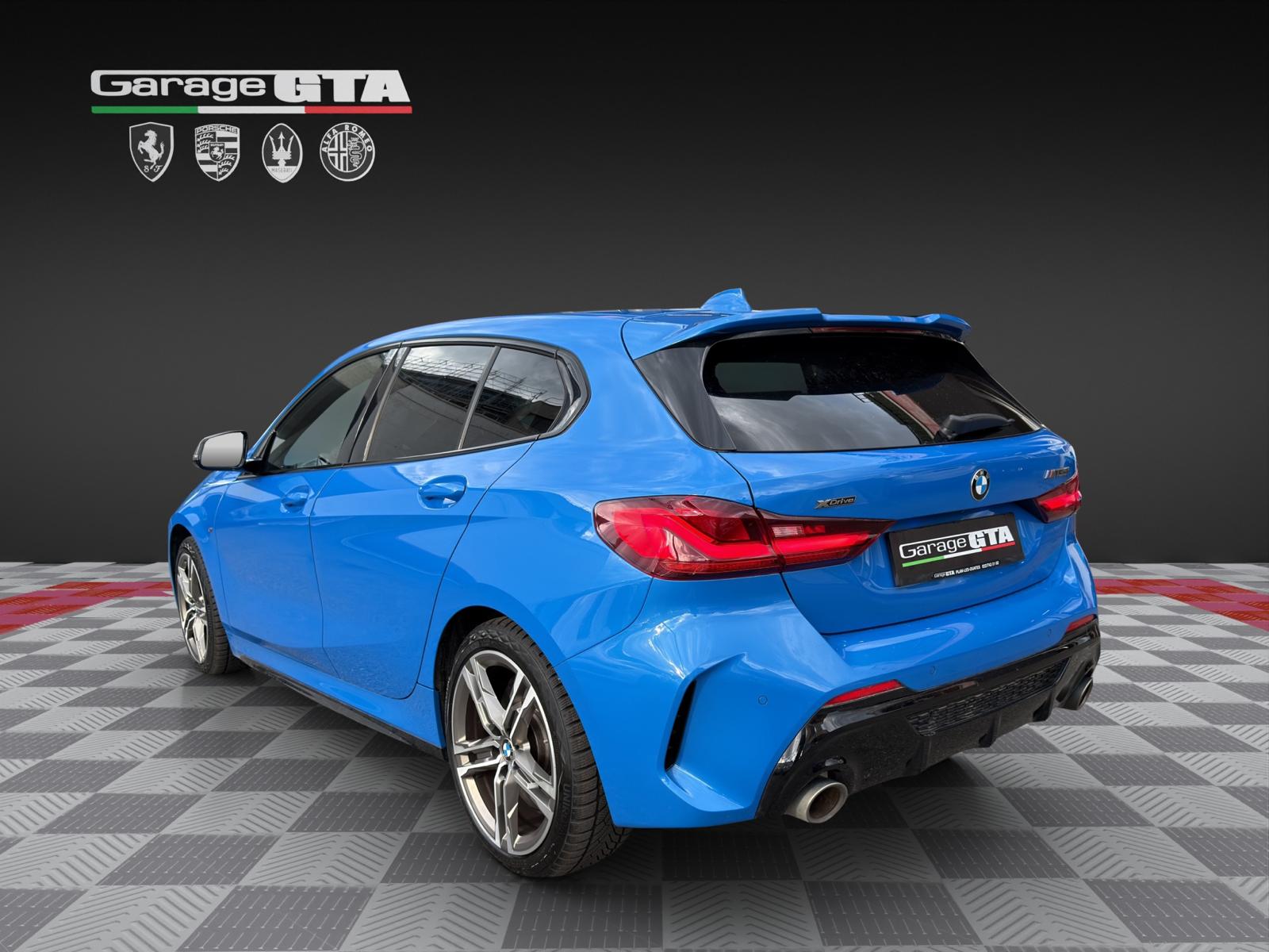 BMW M135i xDrive Steptronic-showroom-element-2