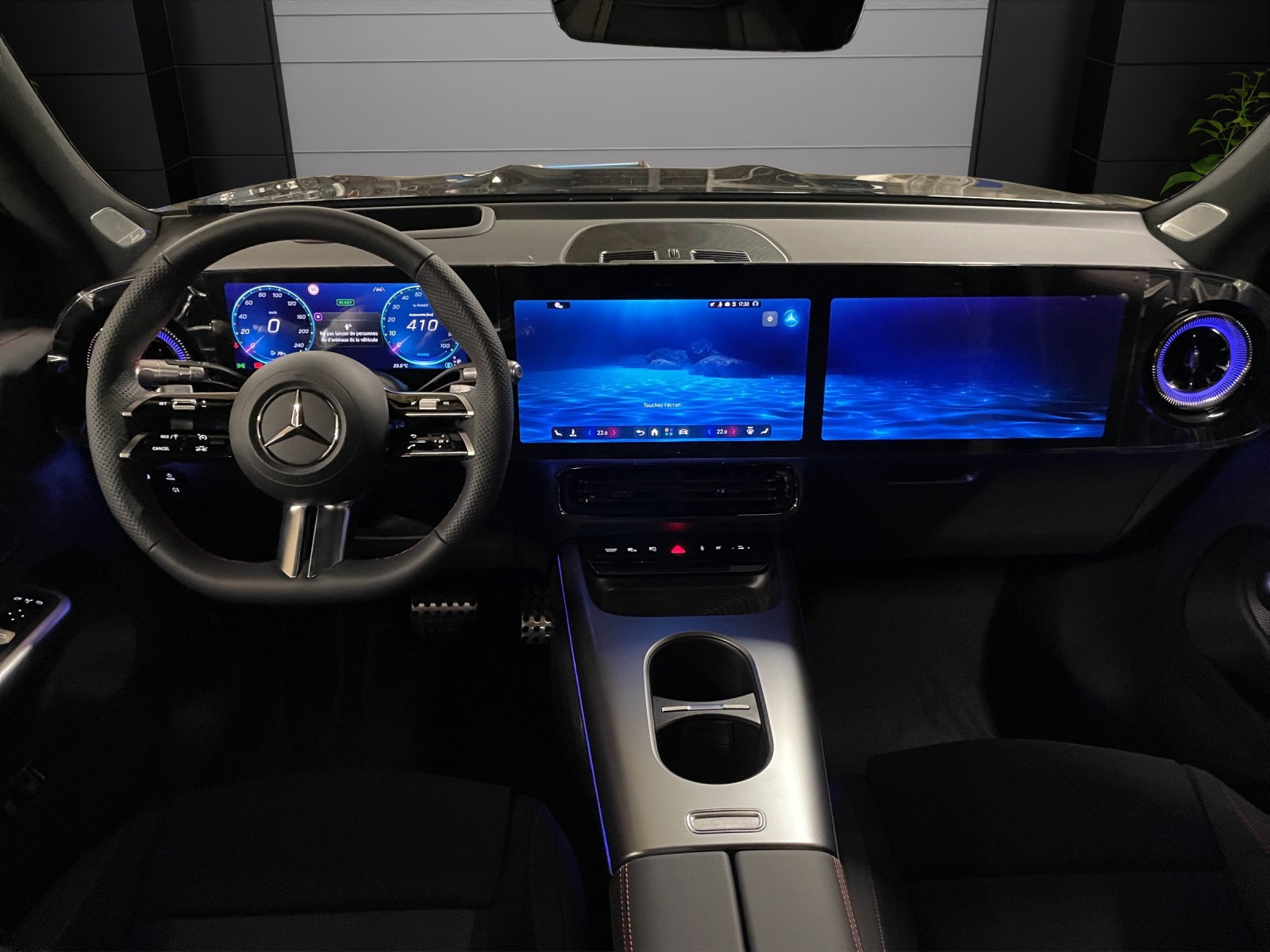 MERCEDES-BENZ GLB 350 4Matic with EQ Technology-image-9