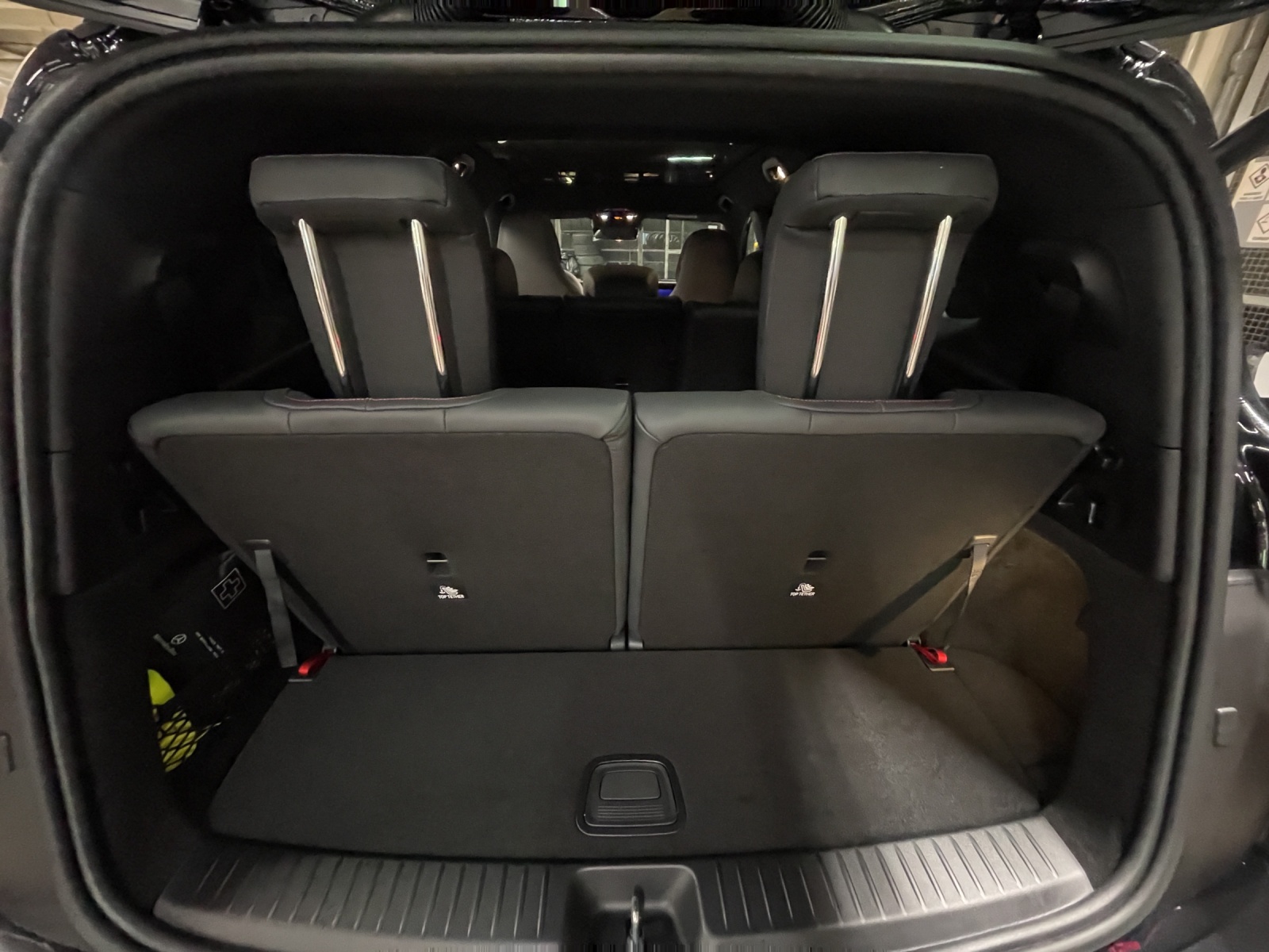MERCEDES-BENZ GLB 350 4Matic with EQ Technology-image-15