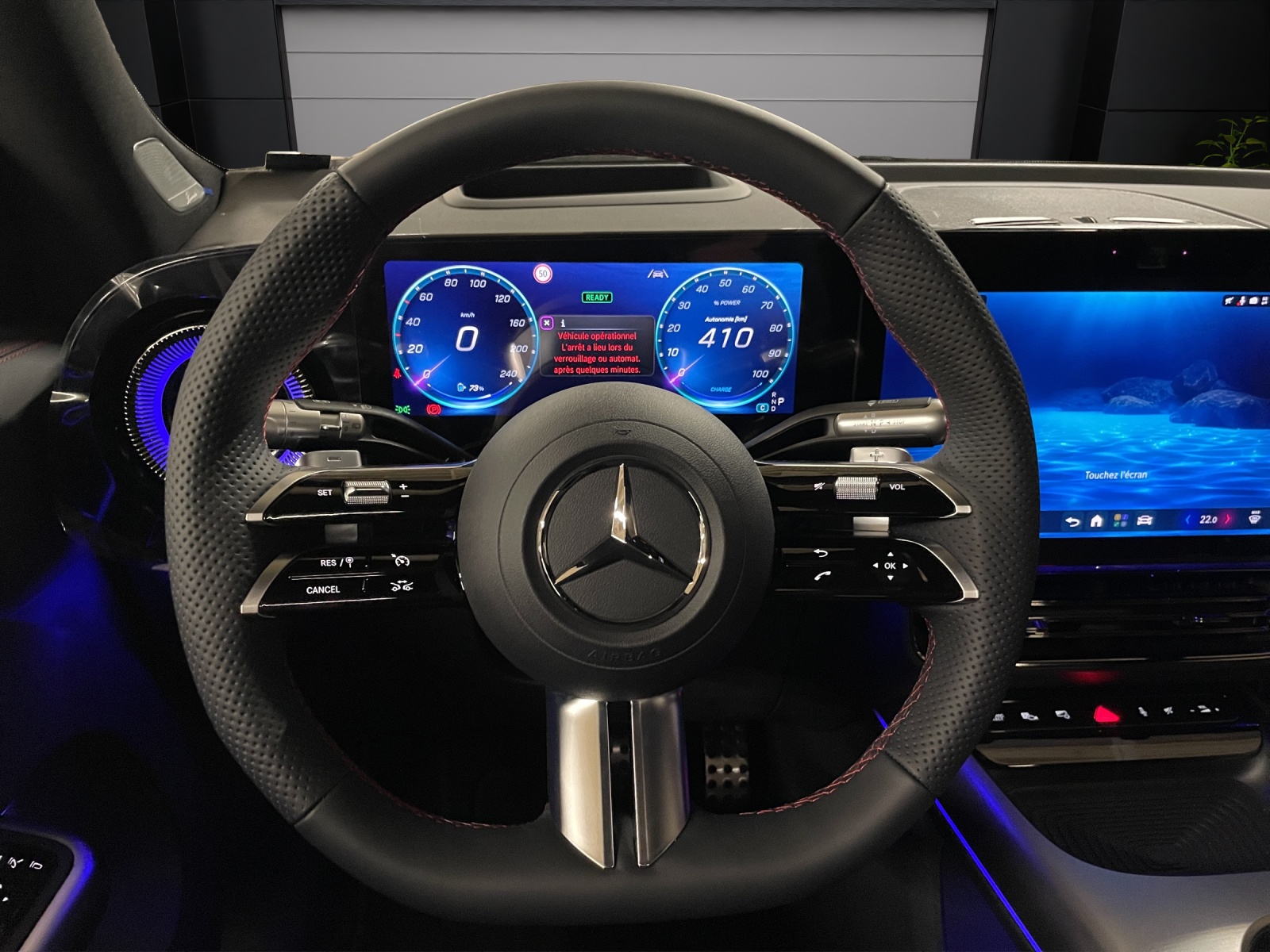 MERCEDES-BENZ GLB 350 4Matic with EQ Technology-image-10