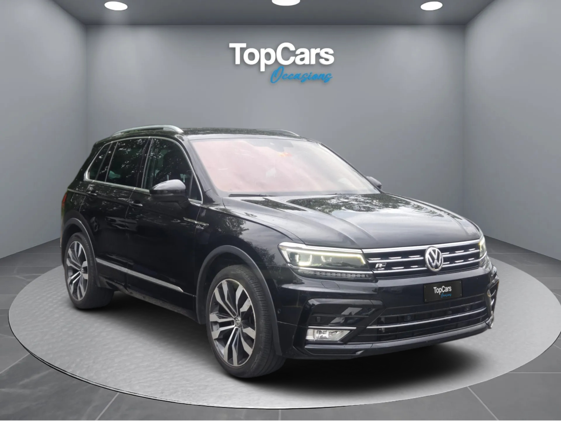 VW Tiguan 2.0TSI Highline 4Motion DSG ** R-Line **