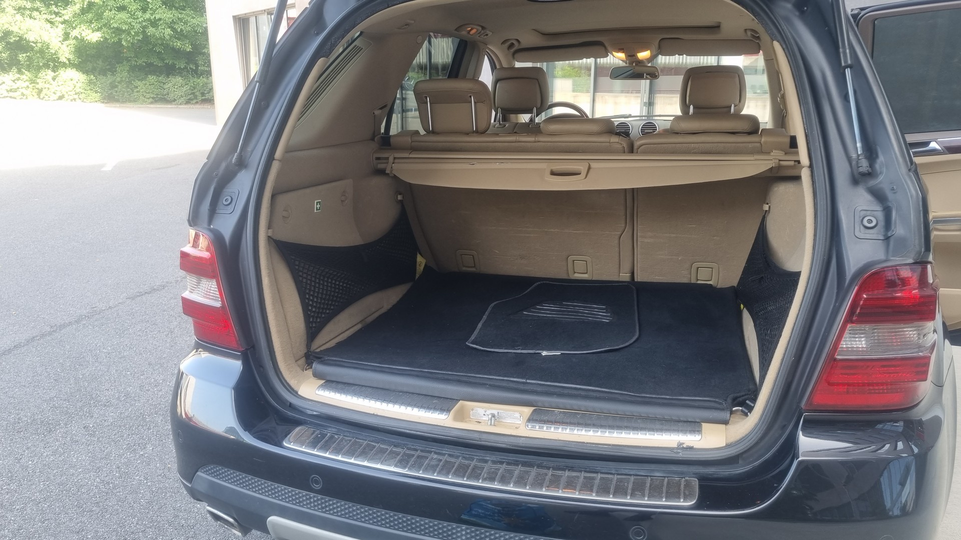 MERCEDES-BENZ ML 500 4Matic Edition 7G-Tronic-image-10