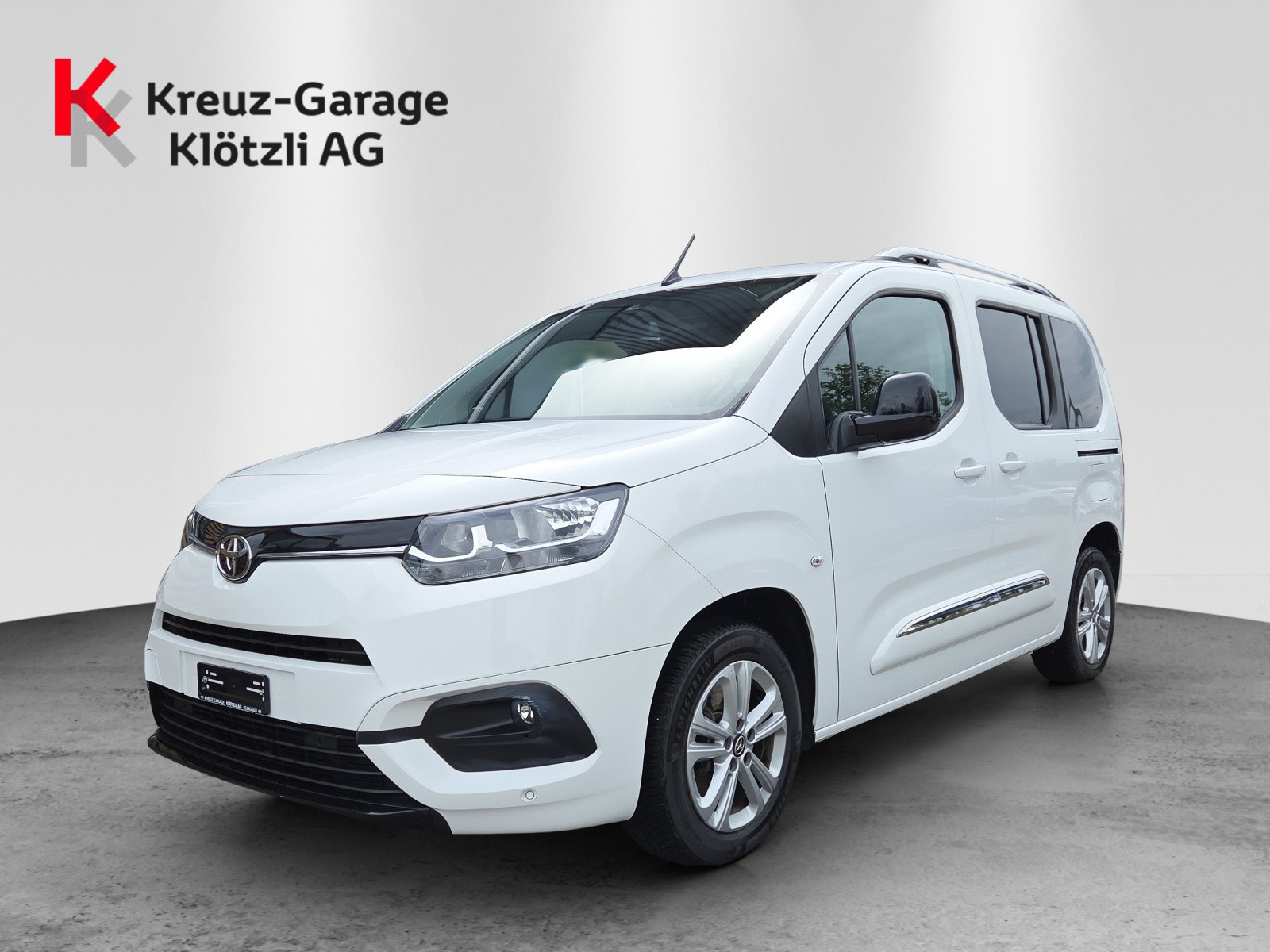 TOYOTA Proace City Verso 1.2 Trend Medium Automatik-image-6