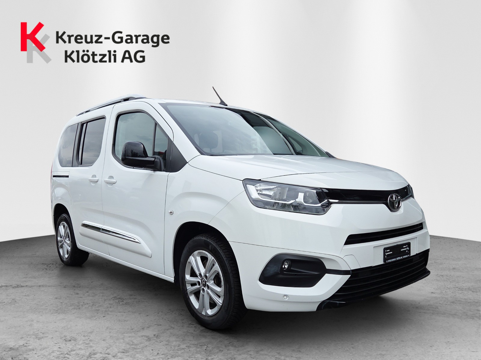 TOYOTA Proace City Verso 1.2 Trend Medium Automatik